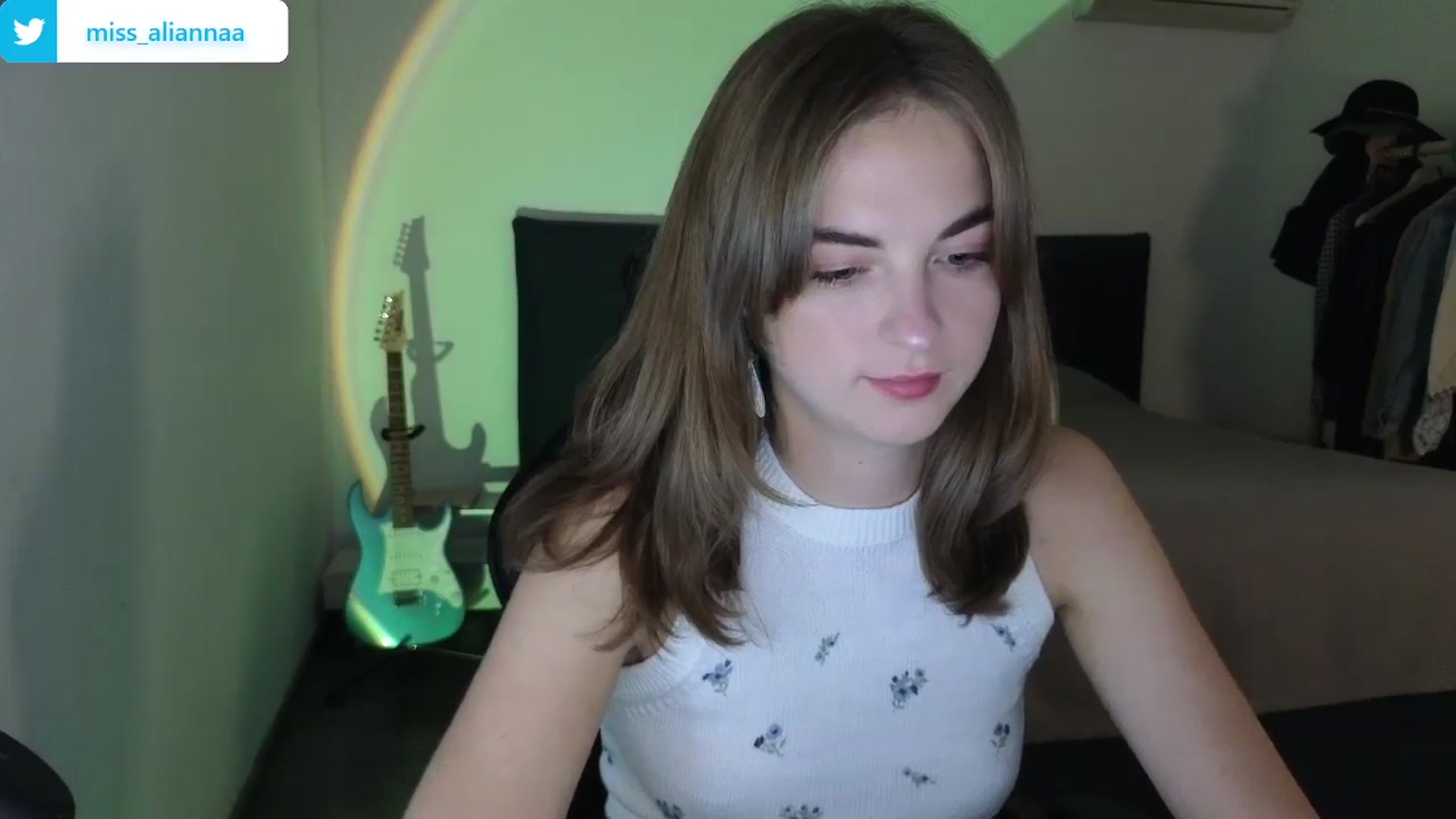 Gallery image thumbnail from Aliannaa's myfreecams stream on, 05/11/2024, 17:48 image 16 of 20