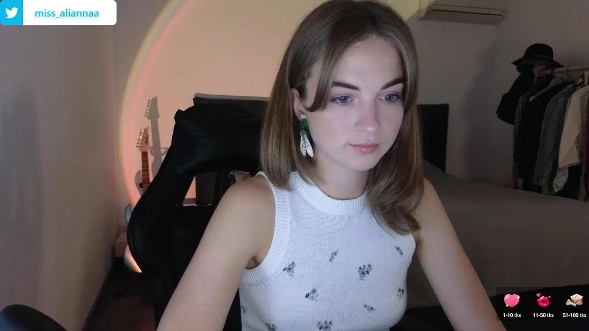 Gallery image thumbnail from Aliannaa's myfreecams stream on, 05/11/2024, 17:48 image 1 of 20