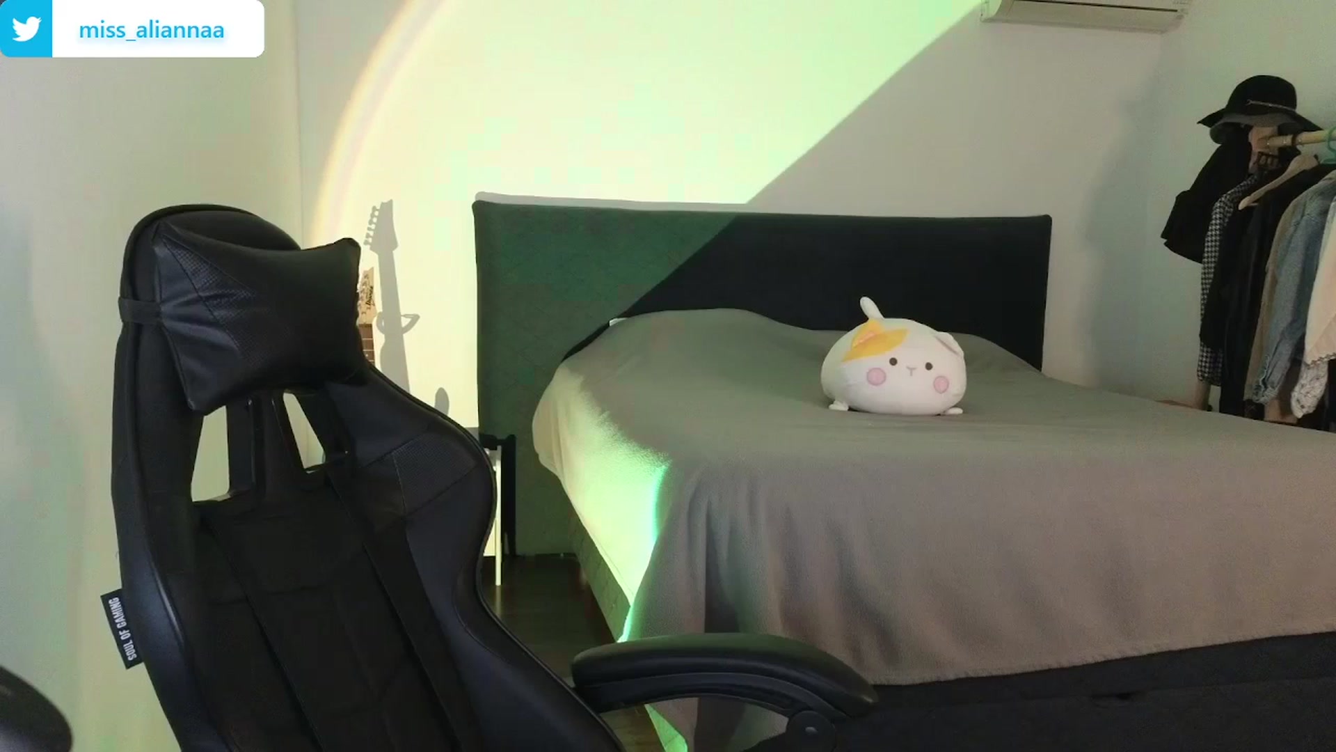 Gallery image thumbnail from Aliannaa's myfreecams stream on, 05/11/2024, 17:48 image 10 of 20