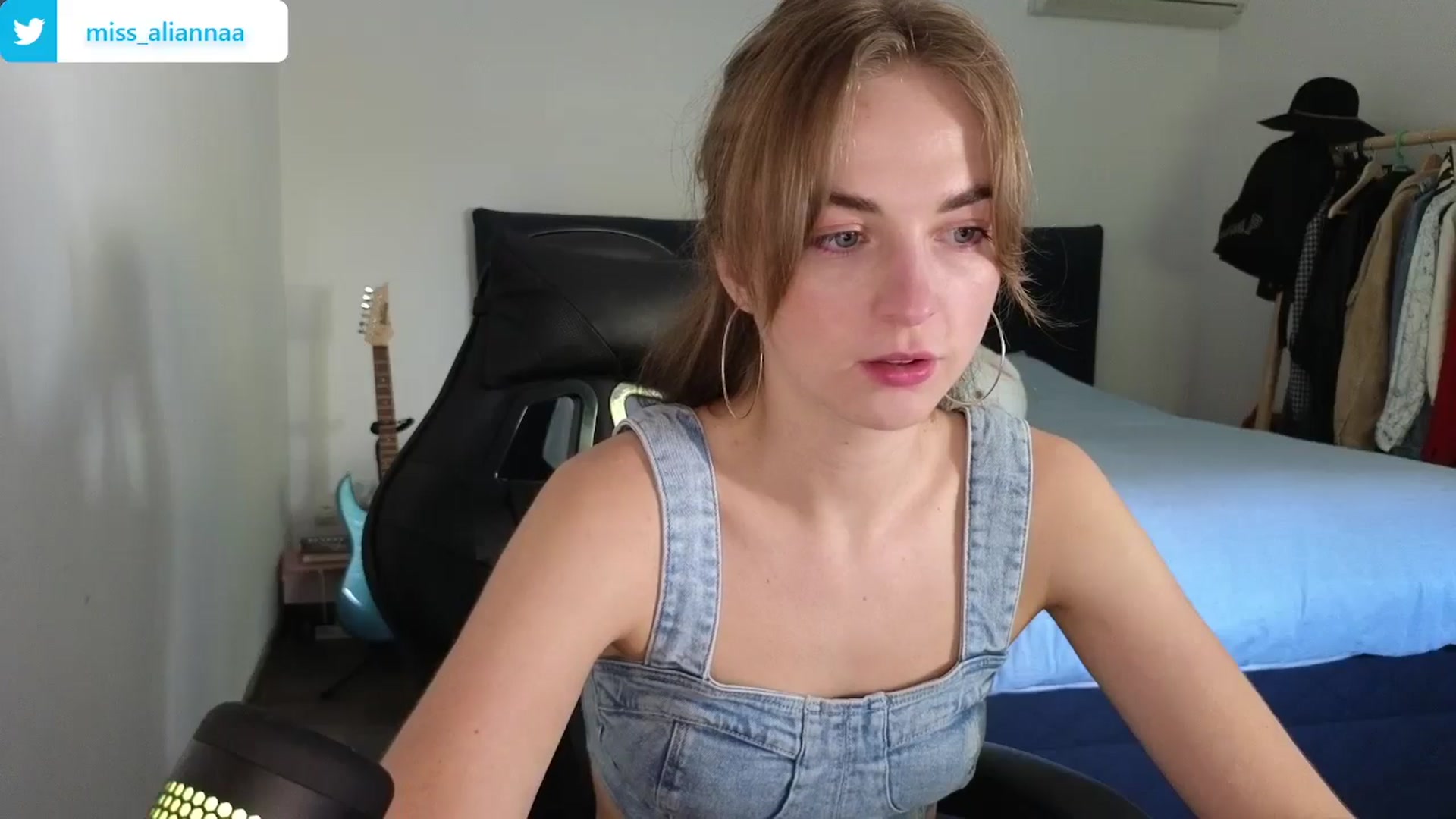 Gallery image thumbnail from Aliannaa's myfreecams stream on, 05/13/2024, 16:14 image 3 of 20