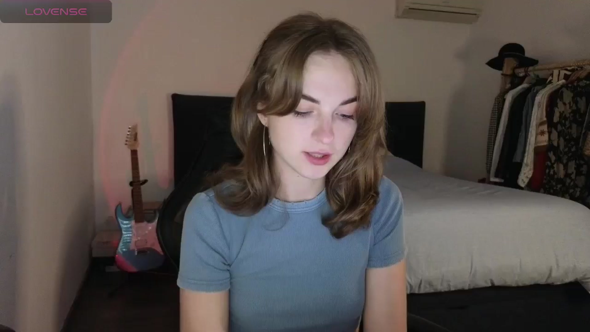 Gallery image thumbnail from Aliannaa's myfreecams stream on, 05/17/2024, 17:27 image 16 of 20