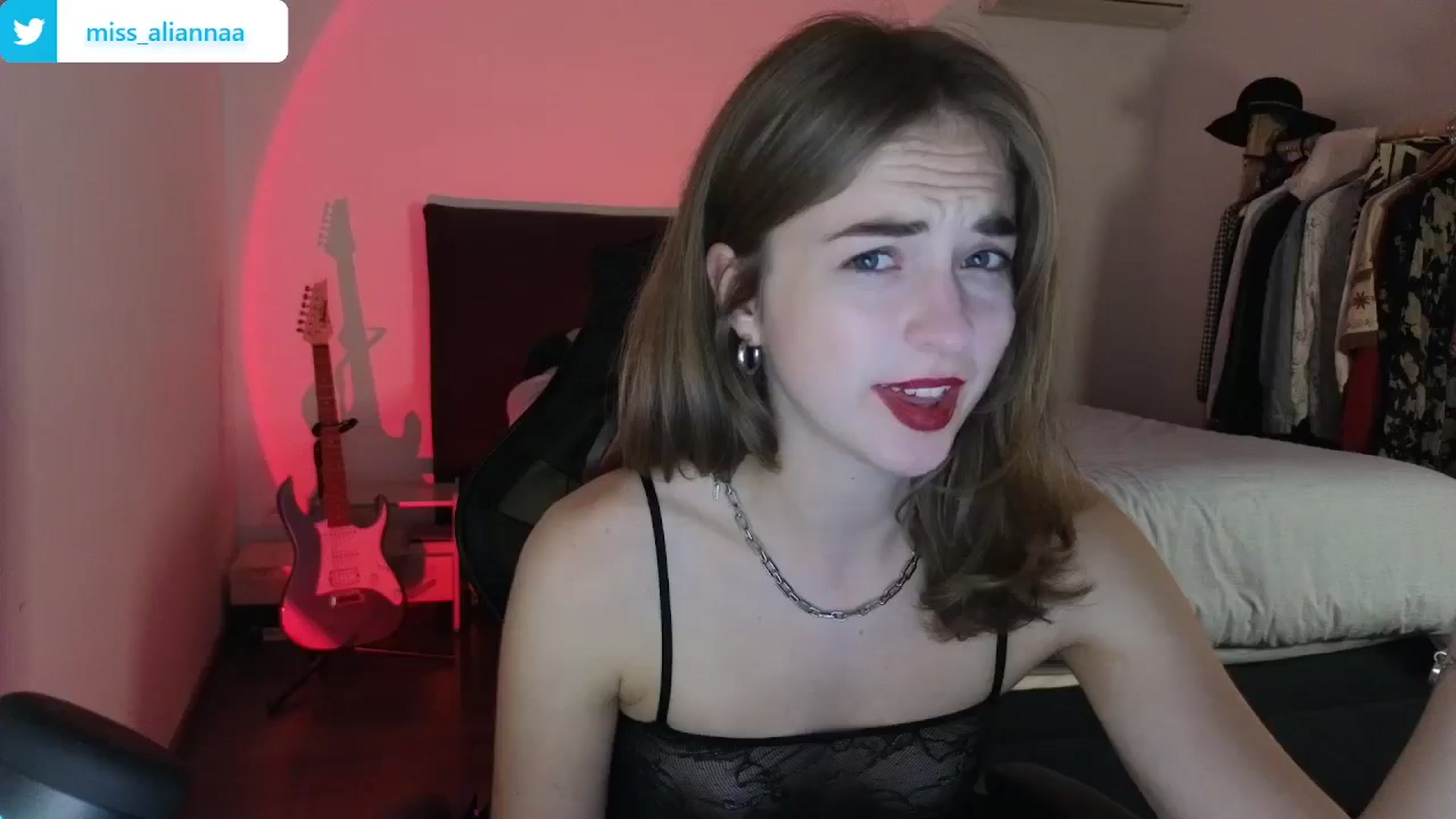 Gallery image thumbnail from Aliannaa's myfreecams stream on, 05/21/2024, 20:19 image 13 of 20