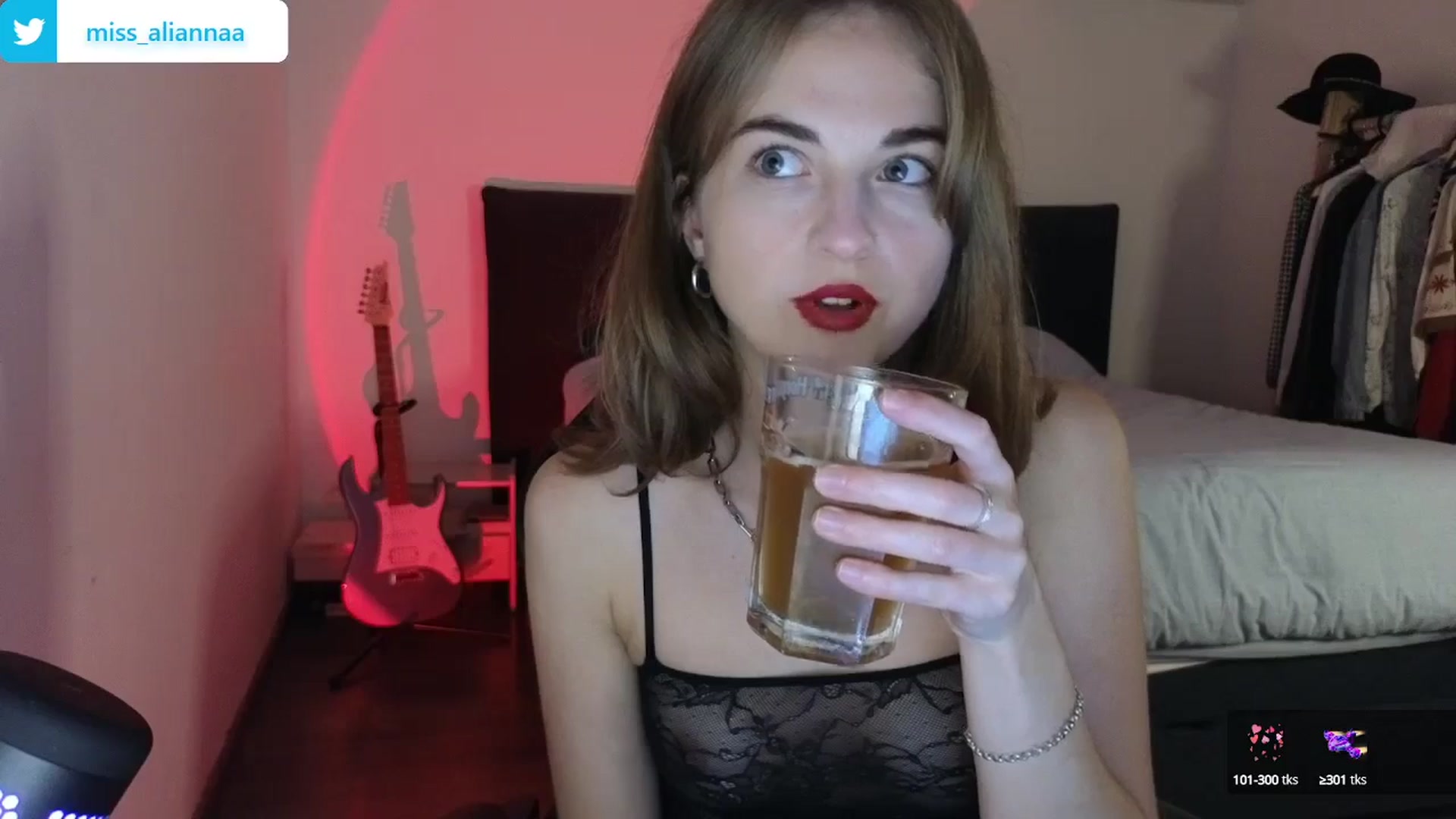 Gallery image thumbnail from Aliannaa's myfreecams stream on, 05/21/2024, 20:19 image 9 of 20
