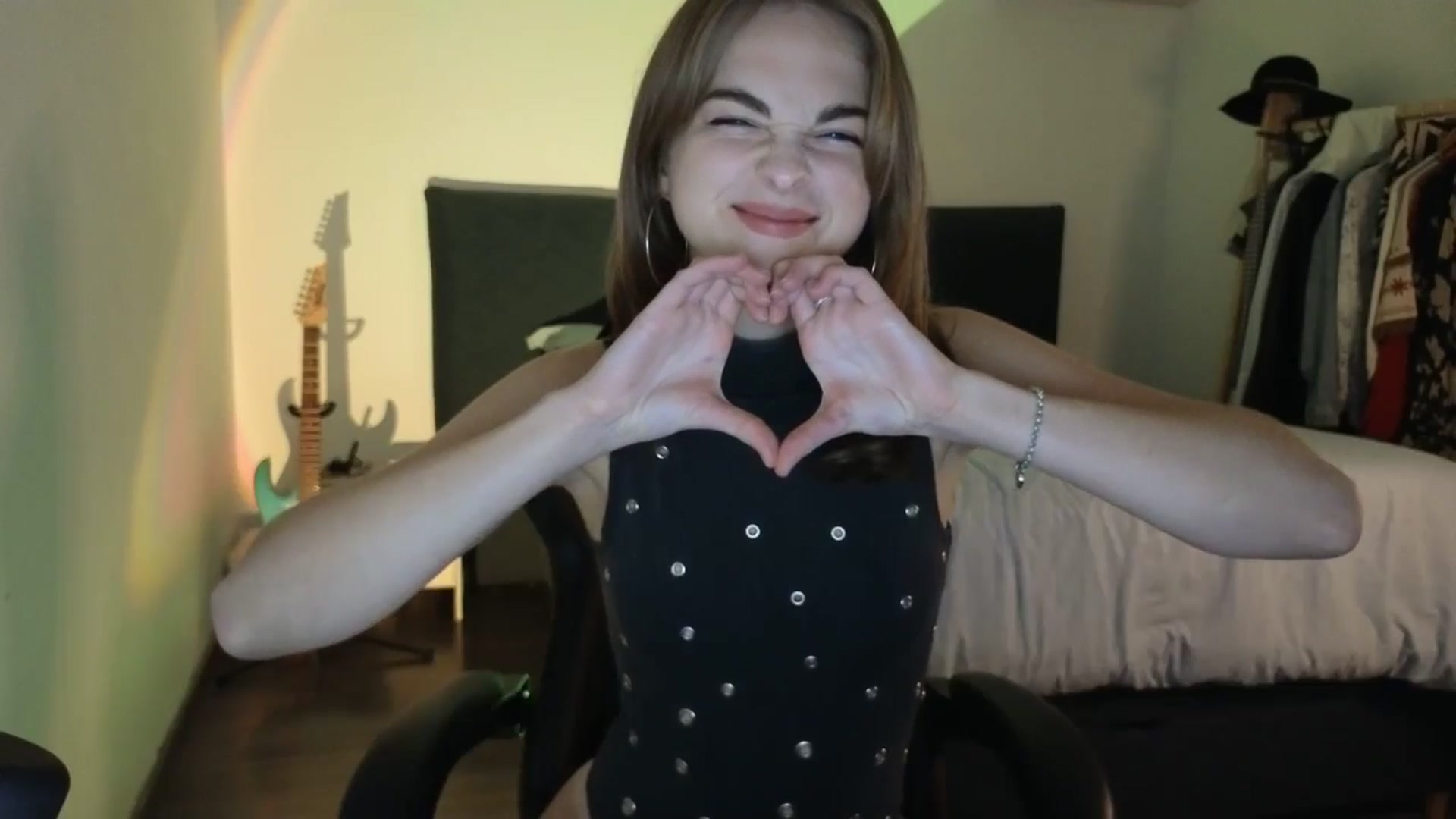 Gallery image thumbnail from Aliannaa's myfreecams stream on, 05/23/2024, 23:00 image 2 of 20