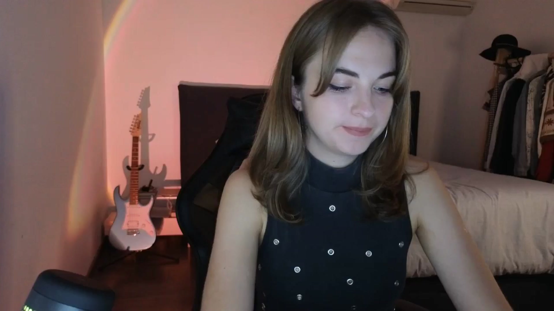 Gallery image thumbnail from Aliannaa's myfreecams stream on, 05/23/2024, 23:00 image 7 of 20