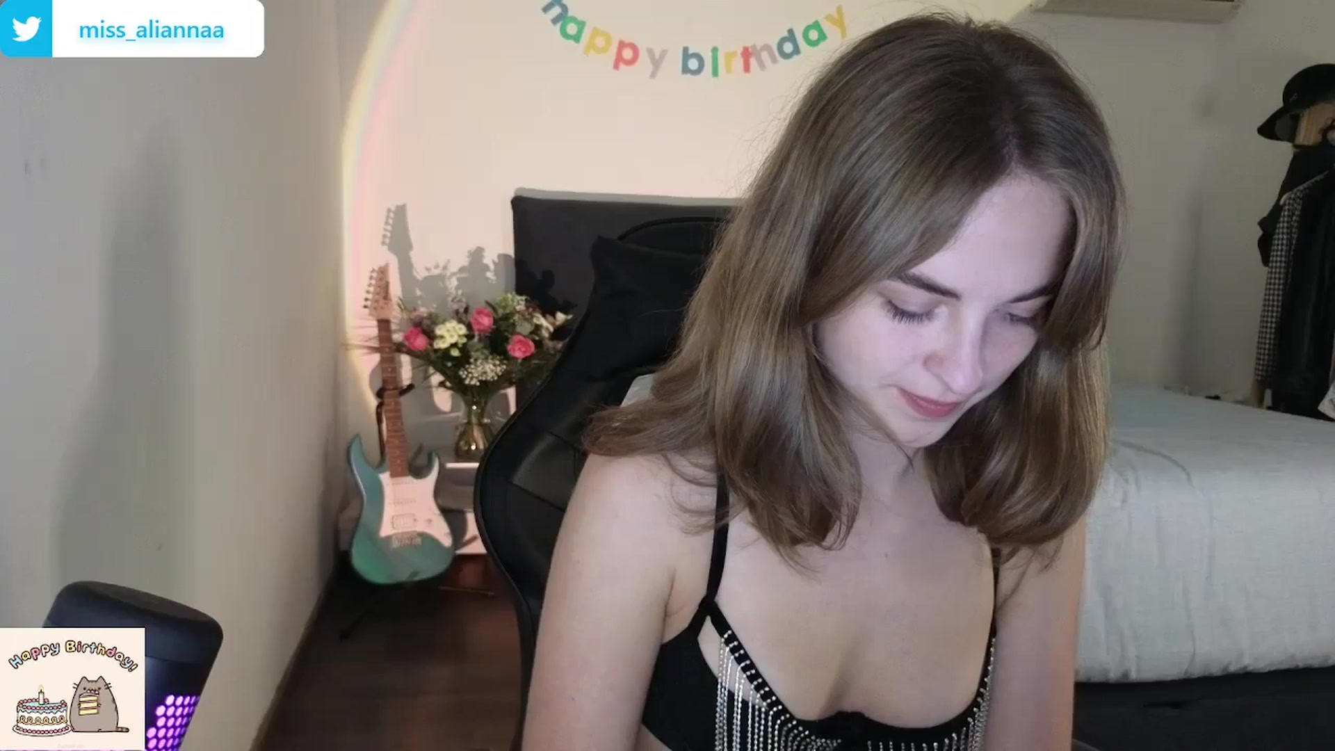 Gallery image thumbnail from Aliannaa's myfreecams stream on, 06/05/2024, 19:10 image 6 of 20