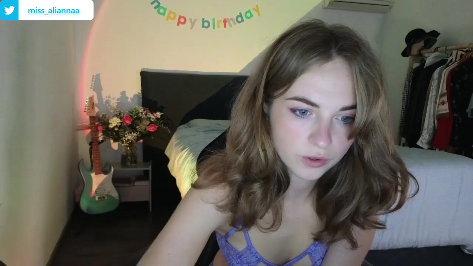 Gallery image thumbnail from Aliannaa's myfreecams stream on, 06/06/2024, 18:41 image 6 of 20