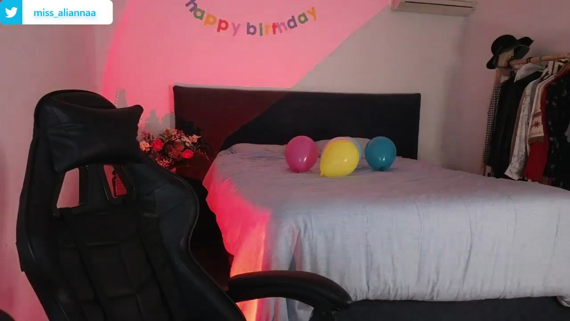Gallery image thumbnail from Aliannaa's myfreecams stream on, 06/06/2024, 18:41 image 15 of 20