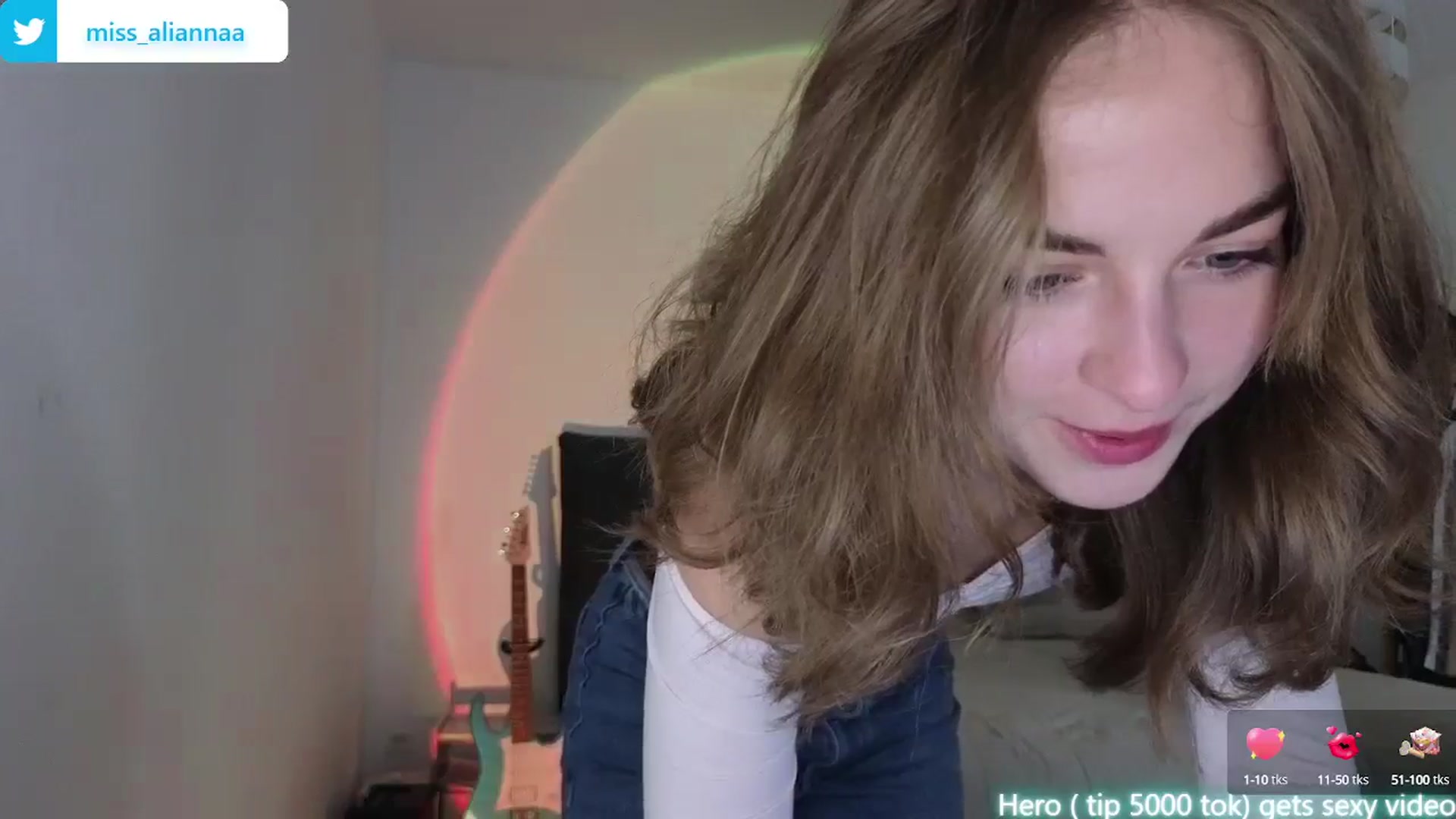 Gallery image thumbnail from Aliannaa's myfreecams stream on, 06/11/2024, 20:44 image 4 of 20