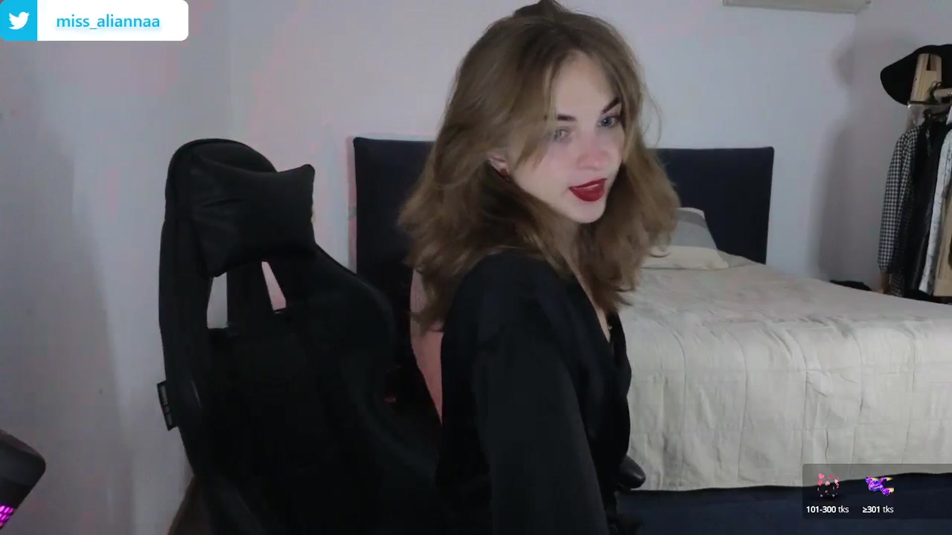 Gallery image thumbnail from Aliannaa's myfreecams stream on, 06/12/2024, 20:03 image 2 of 20