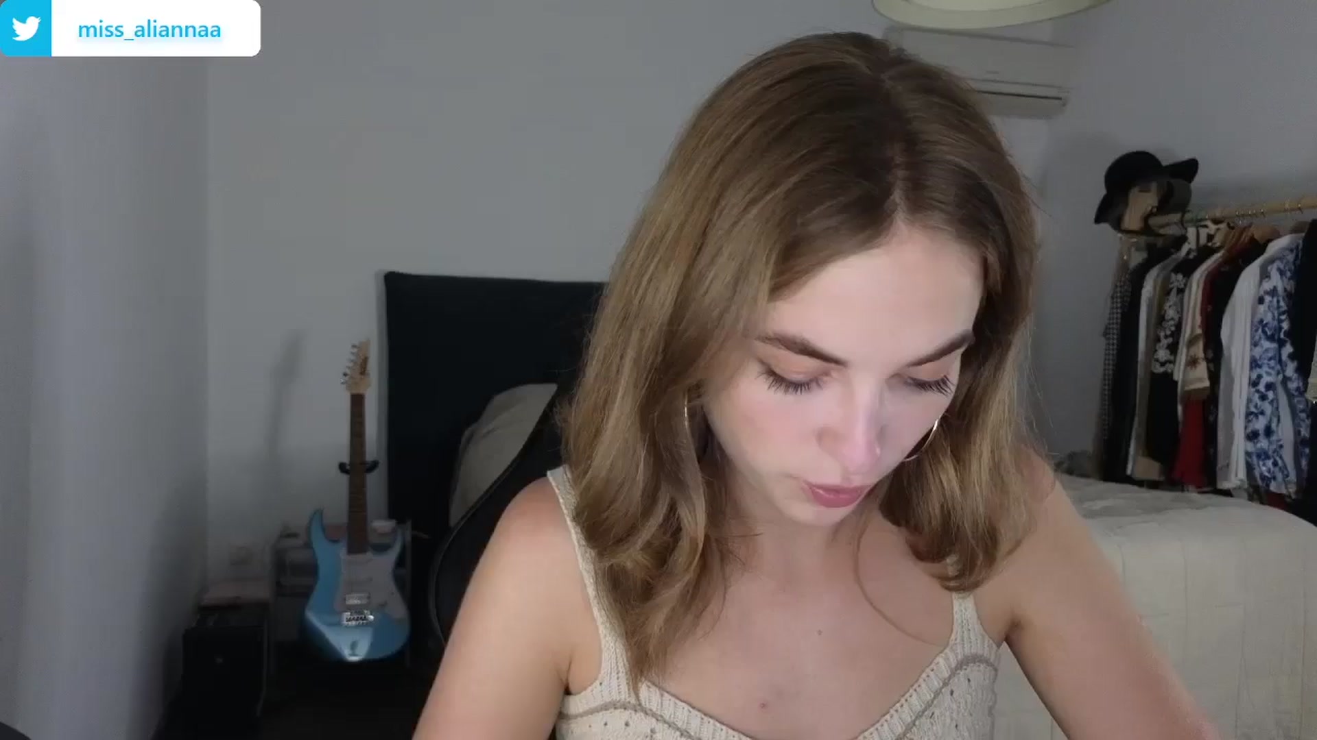 Gallery image thumbnail from Aliannaa's myfreecams stream on, 07/01/2024, 16:45 image 1 of 20