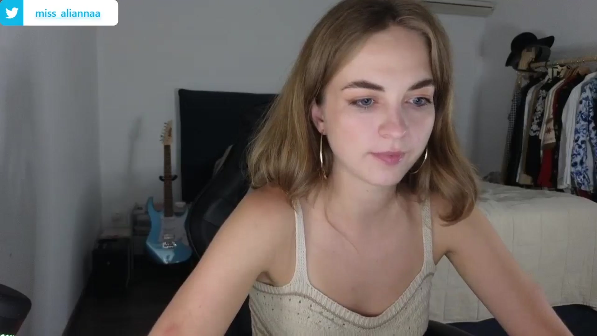 Gallery image thumbnail from Aliannaa's myfreecams stream on, 07/01/2024, 16:45 image 11 of 20