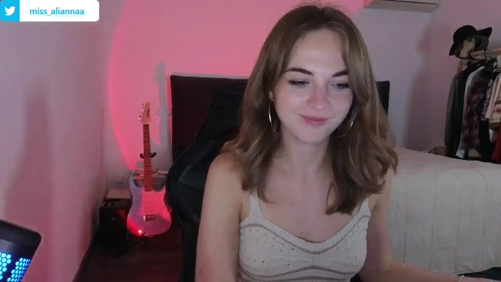 Gallery image thumbnail from Aliannaa's myfreecams stream on, 07/03/2024, 21:25 image 5 of 20