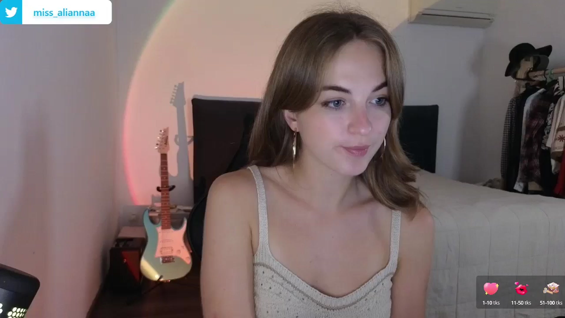 Gallery image thumbnail from Aliannaa's myfreecams stream on, 07/03/2024, 21:25 image 1 of 20