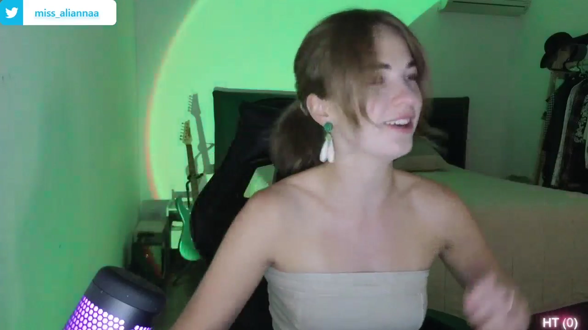 Gallery image thumbnail from Aliannaa's myfreecams stream on, 07/06/2024, 19:43 image 7 of 20