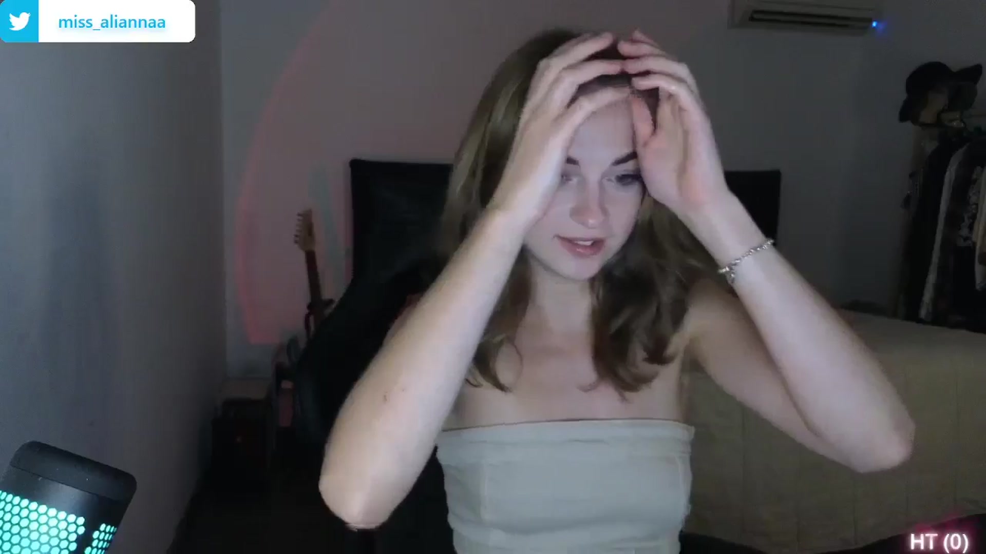 Gallery image thumbnail from Aliannaa's myfreecams stream on, 07/06/2024, 19:43 image 2 of 20