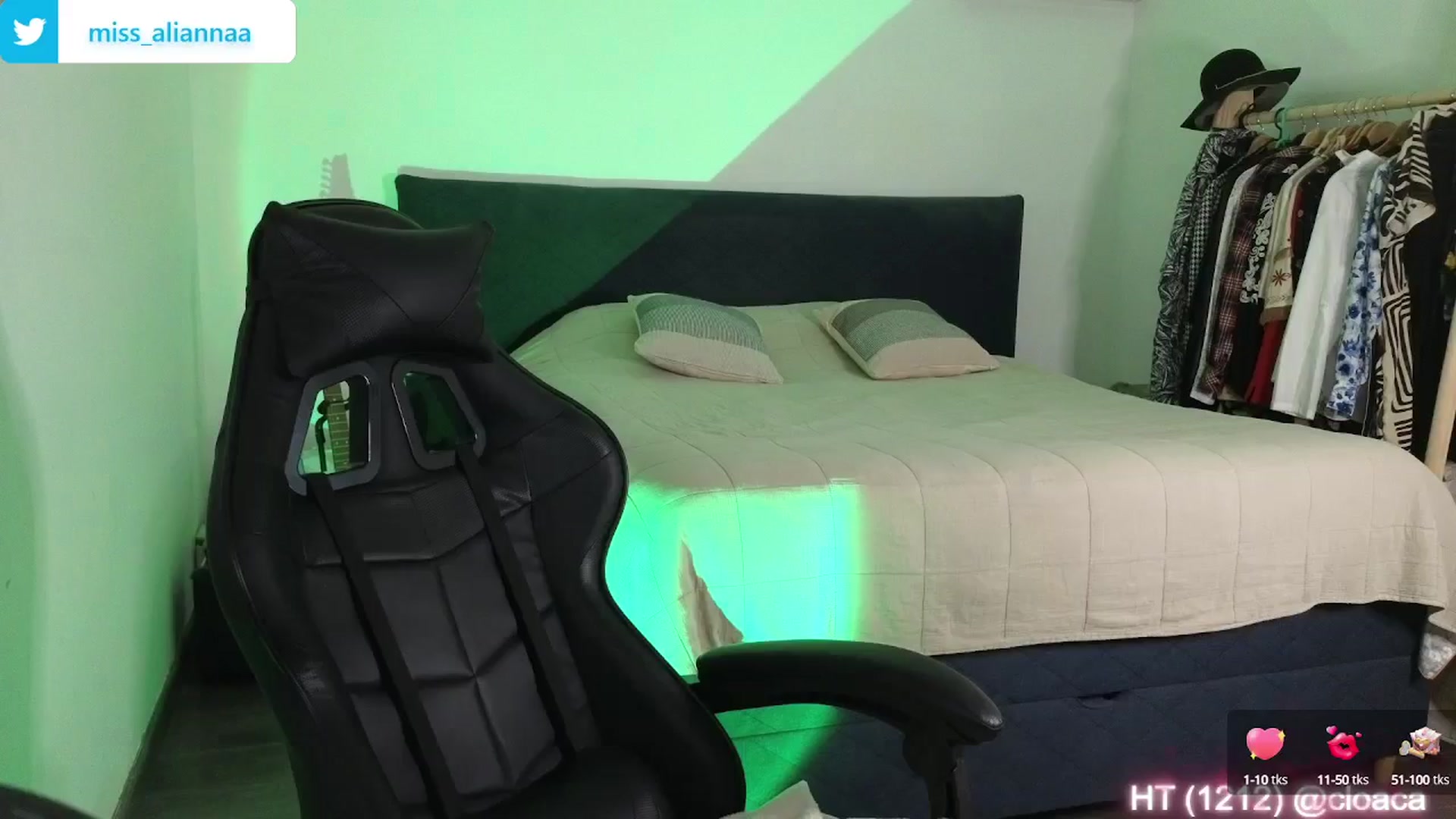 Gallery image thumbnail from Aliannaa's myfreecams stream on, 07/15/2024, 21:02 image 1 of 20