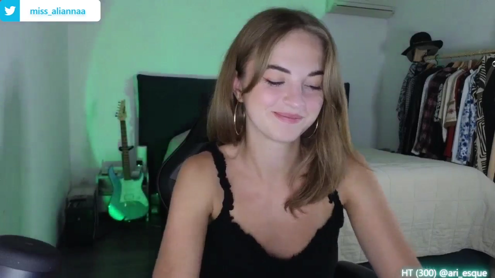 Gallery image thumbnail from Aliannaa's myfreecams stream on, 07/17/2024, 19:37 image 12 of 20