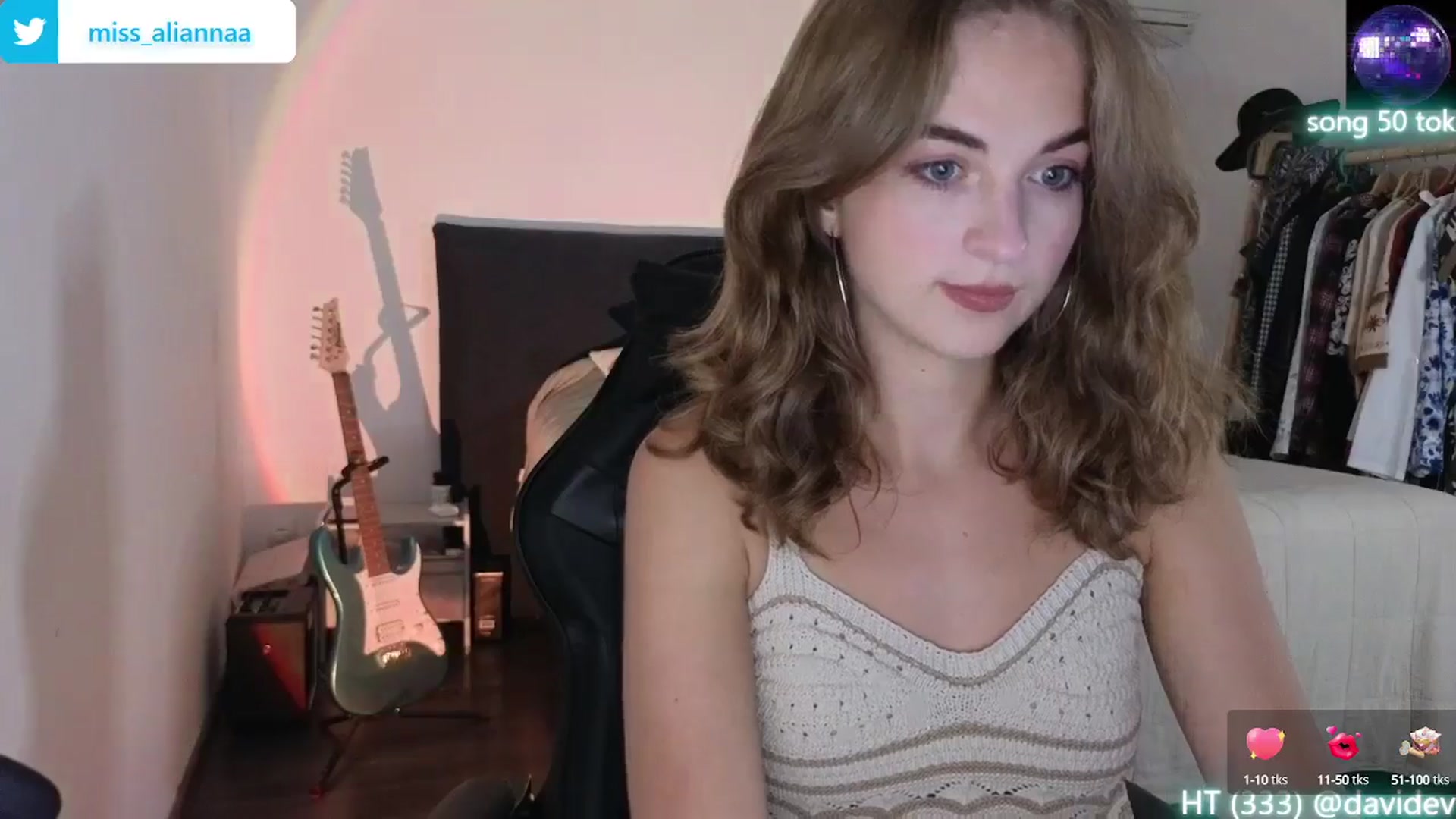 Gallery image thumbnail from Aliannaa's myfreecams stream on, 07/19/2024, 22:15 image 2 of 20