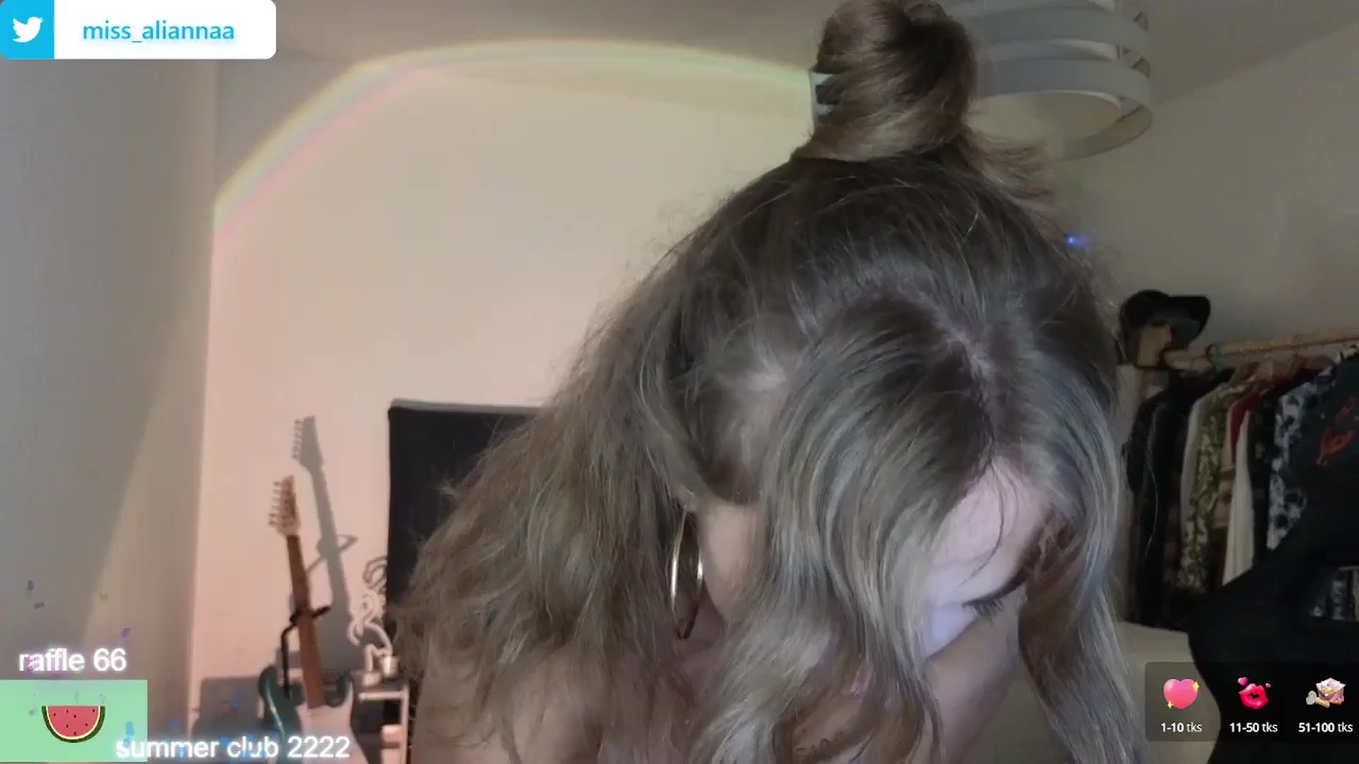 Gallery image thumbnail from Aliannaa's myfreecams stream on, 07/23/2024, 19:34 image 18 of 20