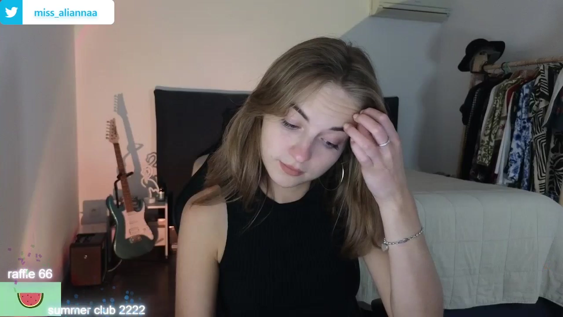 Gallery image thumbnail from Aliannaa's myfreecams stream on, 07/24/2024, 17:18 image 17 of 20