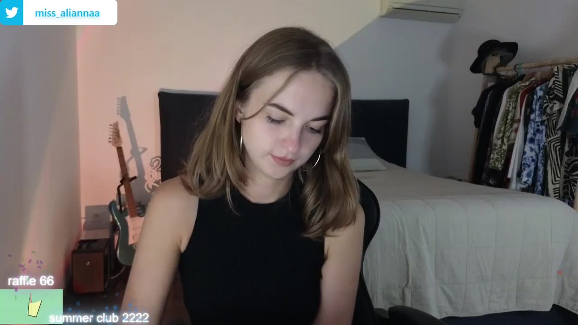 Gallery image thumbnail from Aliannaa's myfreecams stream on, 07/24/2024, 17:18 image 7 of 20