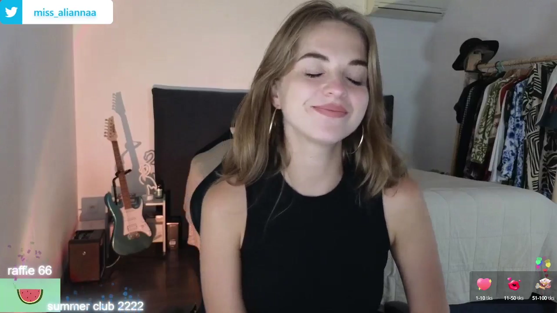 Gallery image thumbnail from Aliannaa's myfreecams stream on, 07/24/2024, 17:18 image 16 of 20