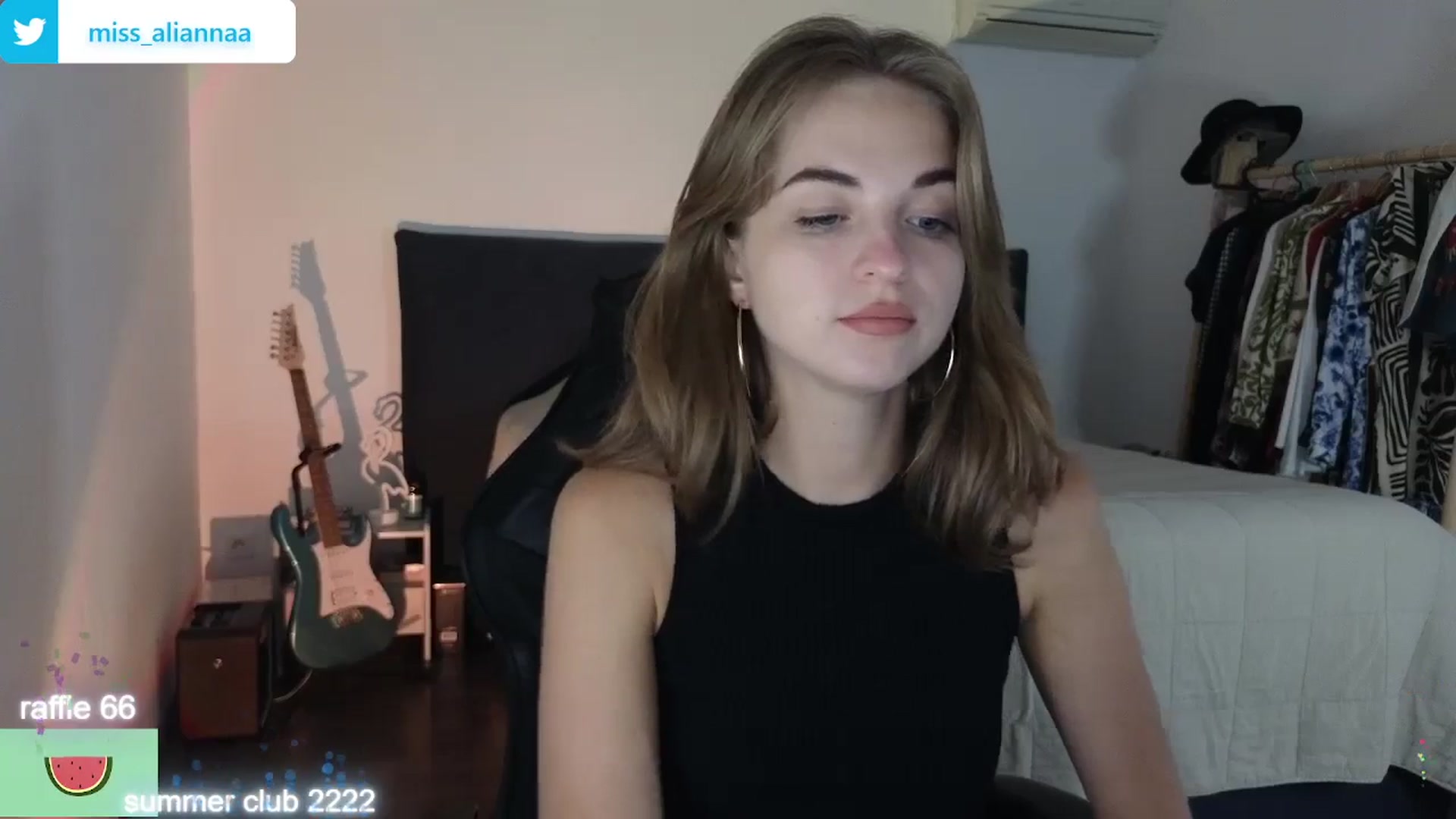 Gallery image thumbnail from Aliannaa's myfreecams stream on, 07/24/2024, 17:18 image 15 of 20