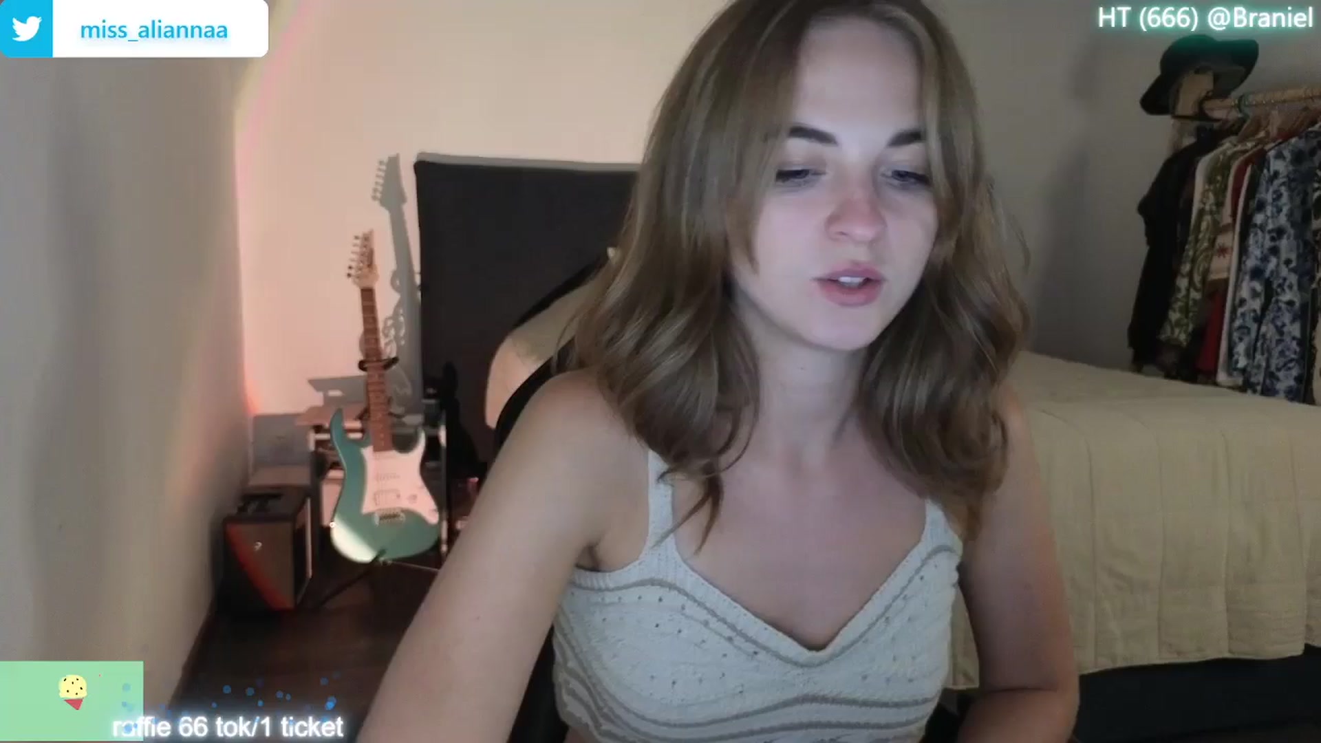 Gallery image thumbnail from Aliannaa's myfreecams stream on, 07/26/2024, 20:26 image 18 of 20