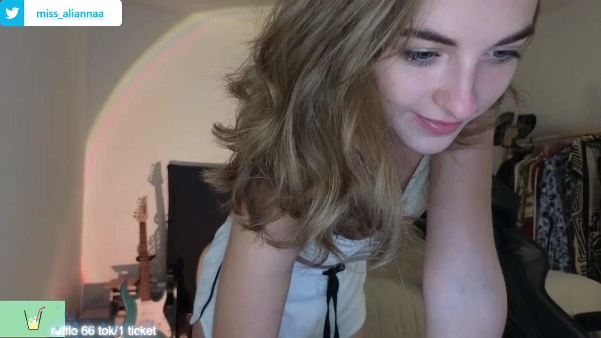 Gallery image thumbnail from Aliannaa's myfreecams stream on, 07/26/2024, 20:26 image 11 of 20