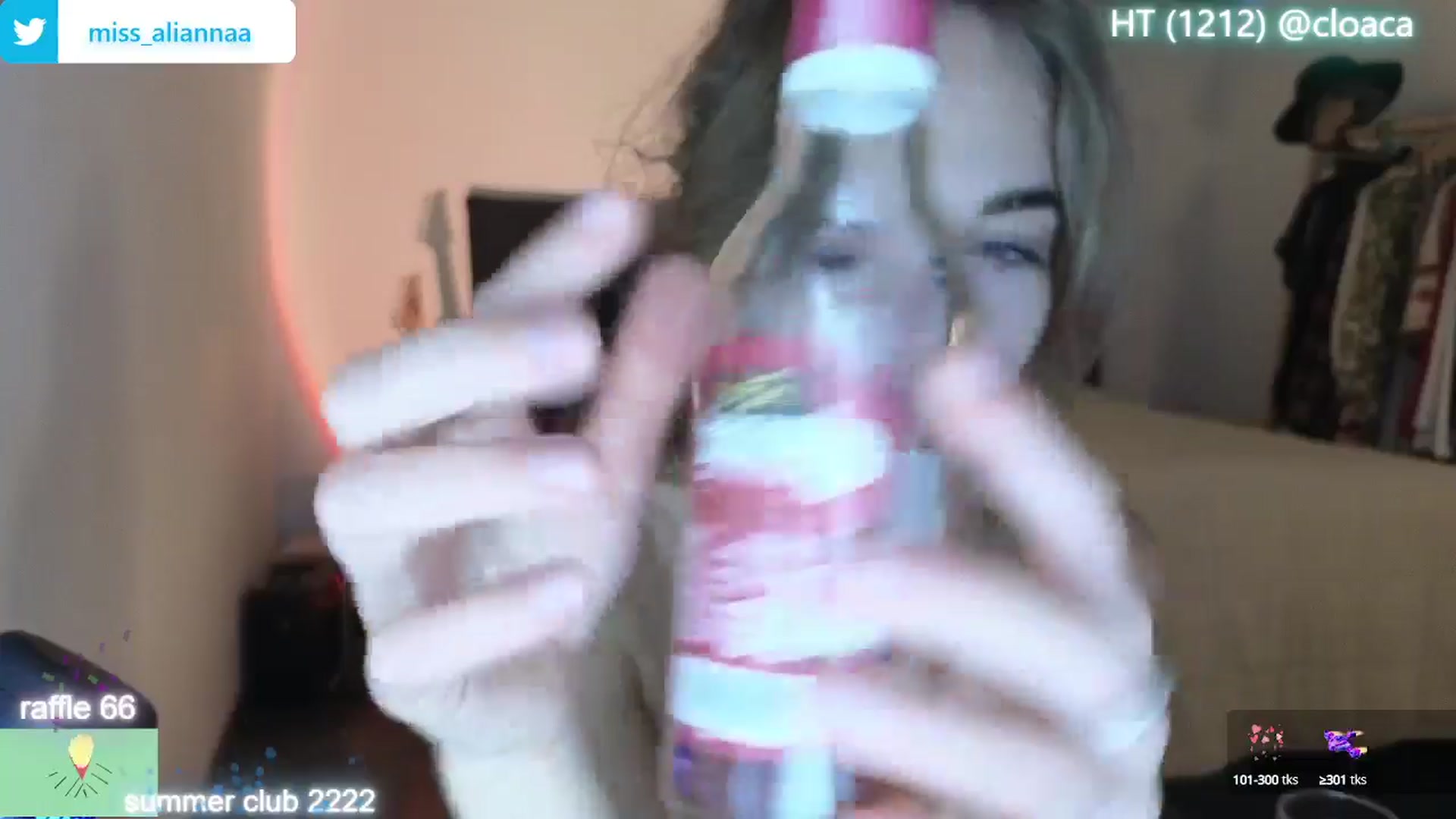 Gallery image thumbnail from Aliannaa's myfreecams stream on, 07/28/2024, 20:36 image 12 of 20