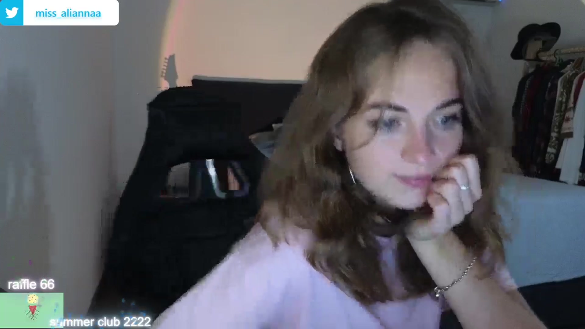 Gallery image thumbnail from Aliannaa's myfreecams stream on, 08/07/2024, 21:50 image 3 of 20