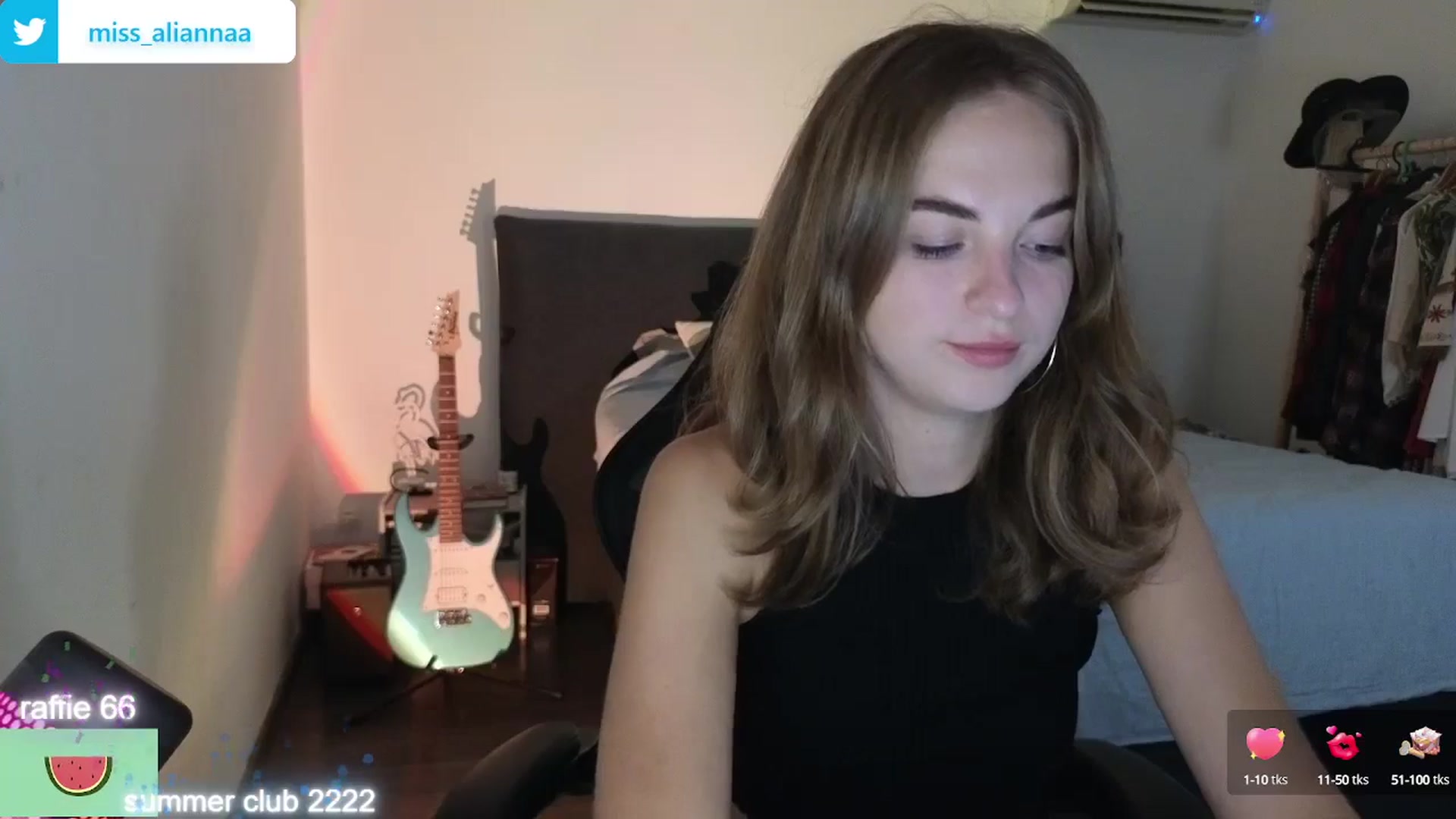 Gallery image thumbnail from Aliannaa's myfreecams stream on, 08/08/2024, 21:23 image 3 of 20