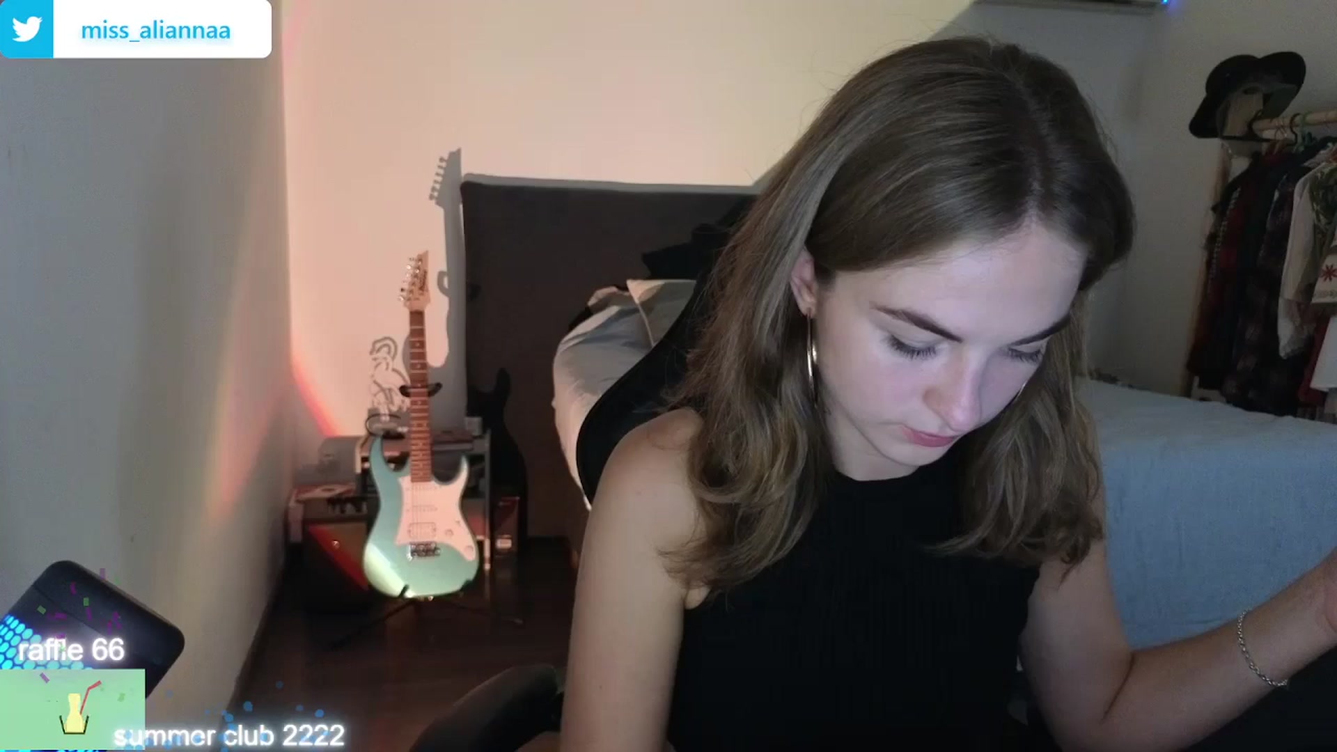 Gallery image thumbnail from Aliannaa's myfreecams stream on, 08/08/2024, 21:23 image 2 of 20