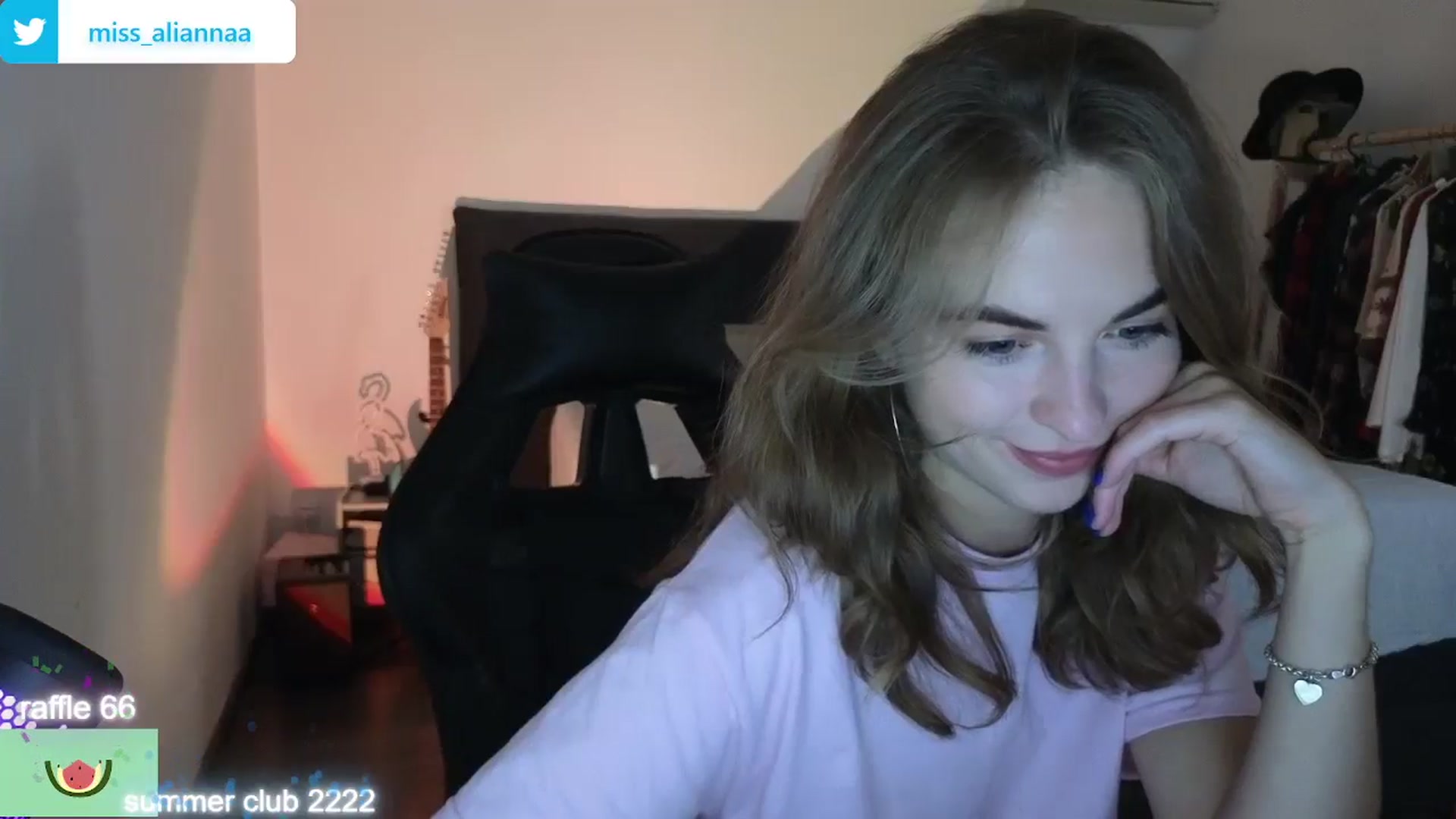 Gallery image thumbnail from Aliannaa's myfreecams stream on, 08/09/2024, 19:53 image 14 of 20