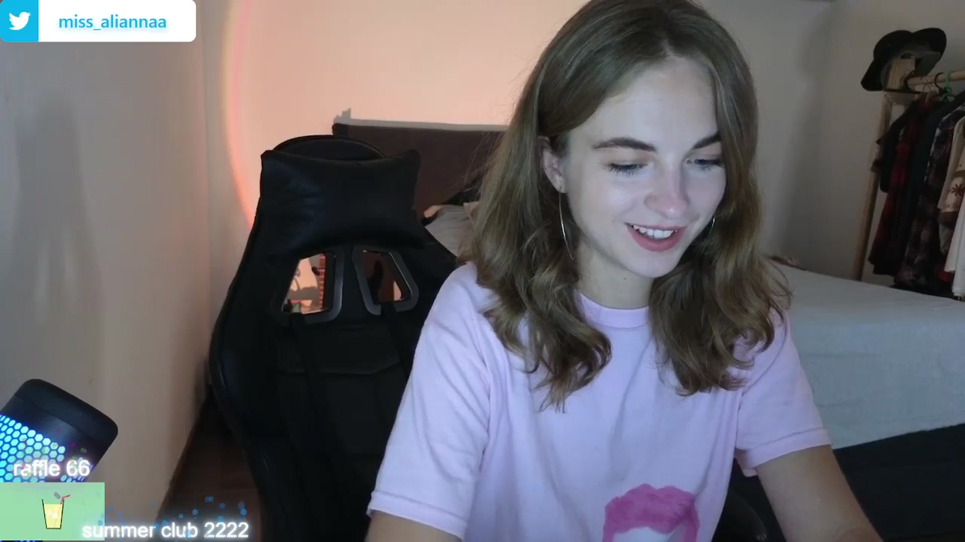 Gallery image thumbnail from Aliannaa's myfreecams stream on, 08/09/2024, 19:53 image 3 of 20