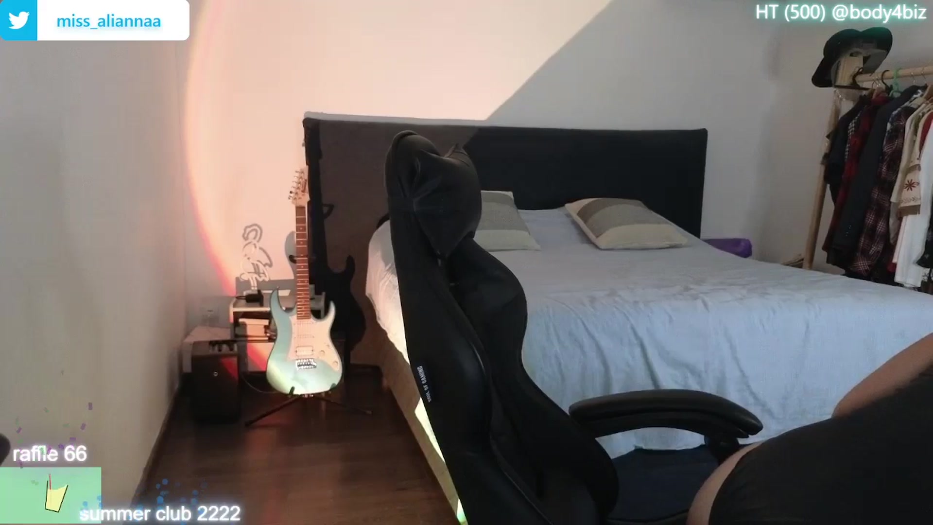 Gallery image thumbnail from Aliannaa's myfreecams stream on, 08/10/2024, 20:01 image 6 of 20