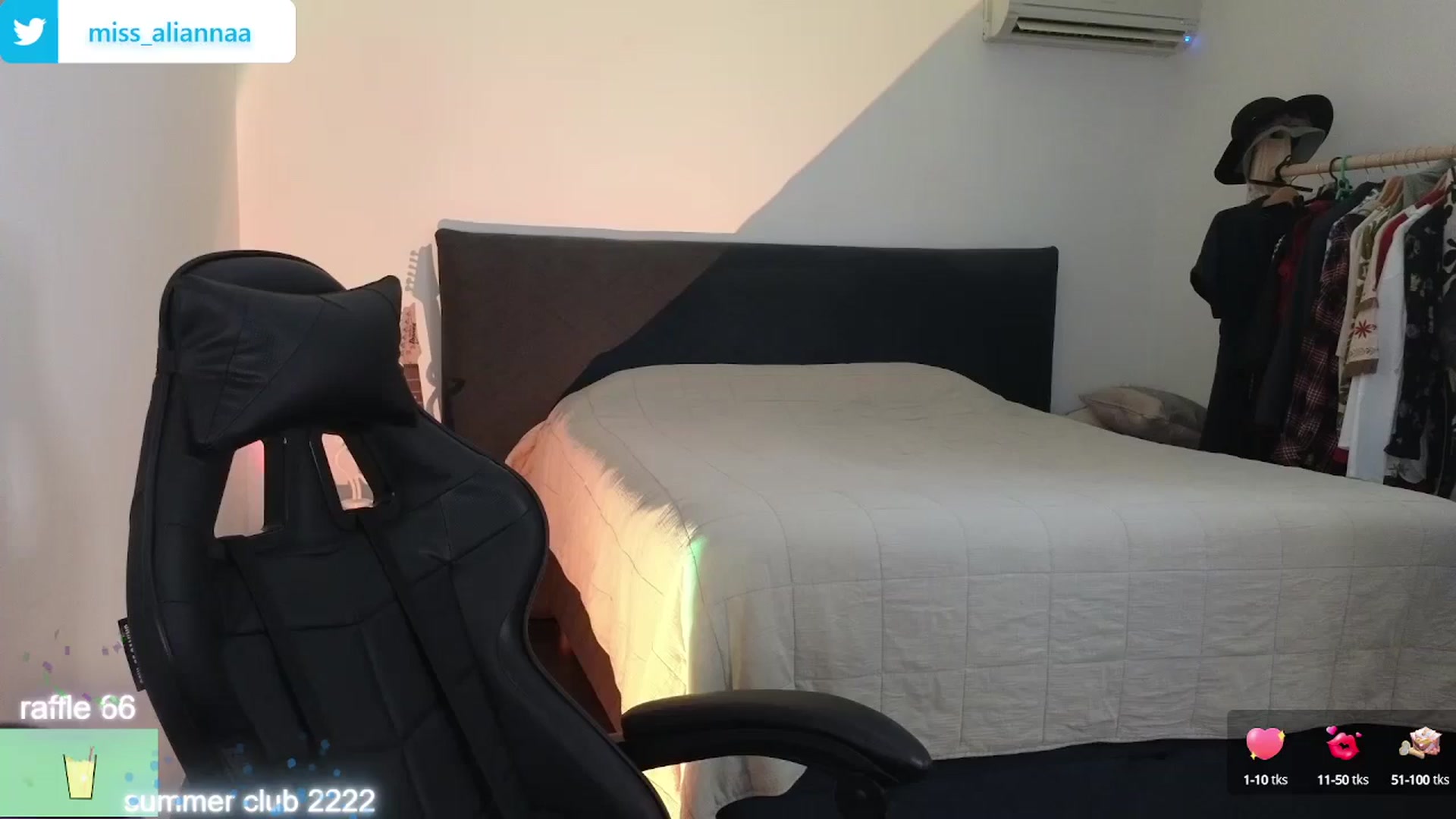 Gallery image thumbnail from Aliannaa's myfreecams stream on, 08/12/2024, 11:46 image 5 of 20