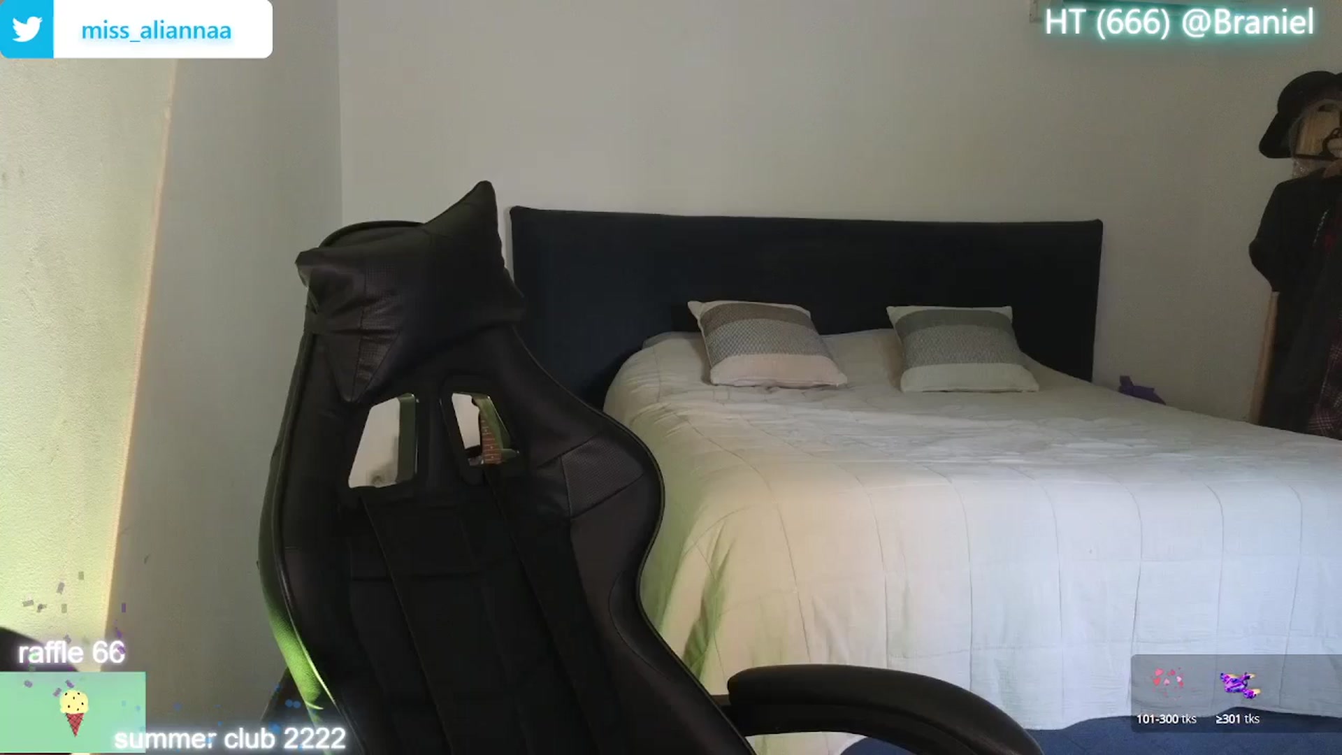 Gallery image thumbnail from Aliannaa's myfreecams stream on, 08/14/2024, 20:52 image 3 of 20