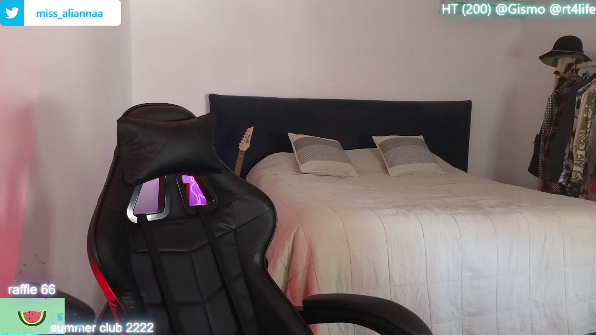 Gallery image thumbnail from Aliannaa's myfreecams stream on, 08/18/2024, 20:16 image 3 of 20