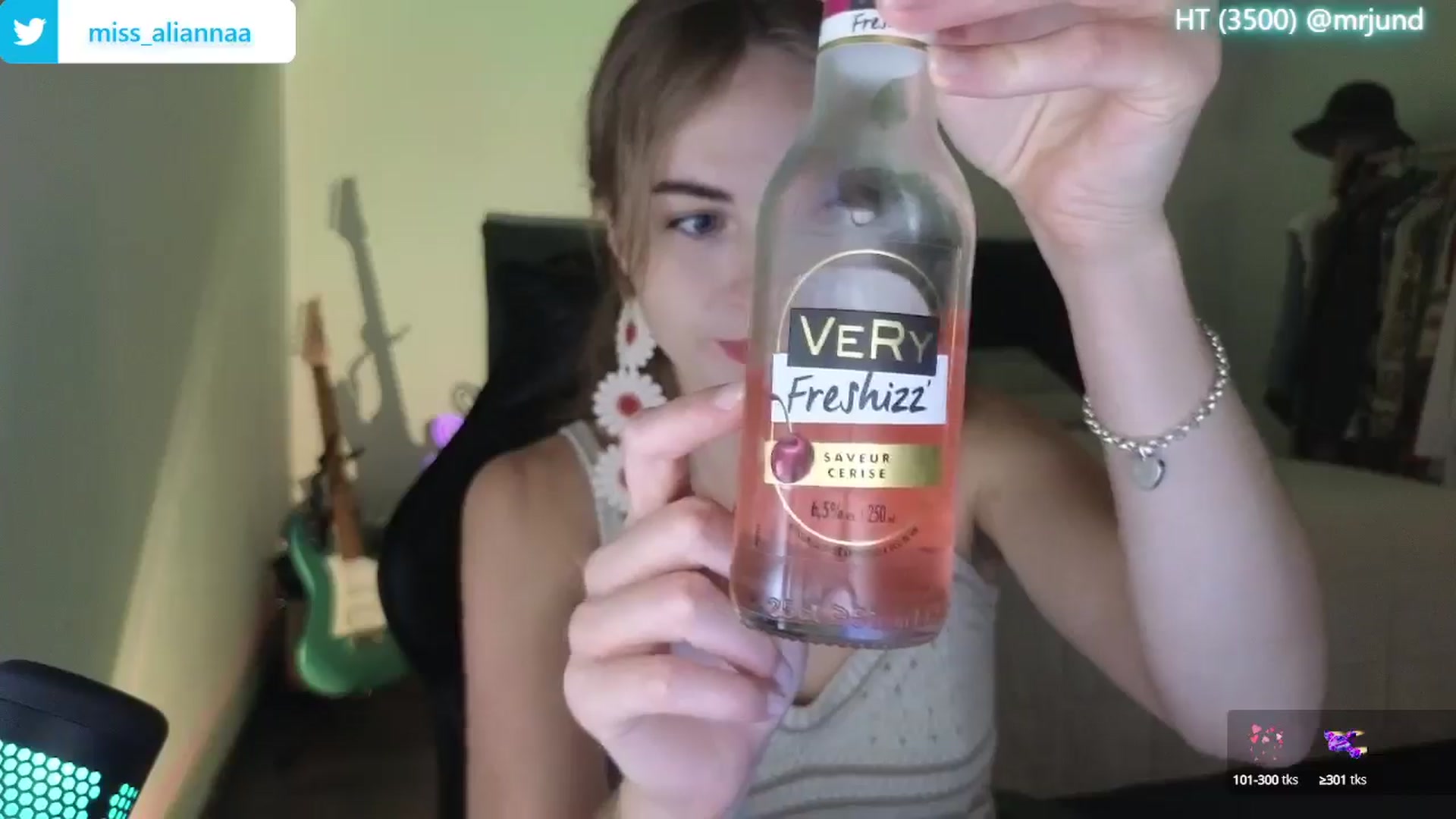 Gallery image thumbnail from Aliannaa's myfreecams stream on, 08/25/2024, 19:23 image 5 of 20