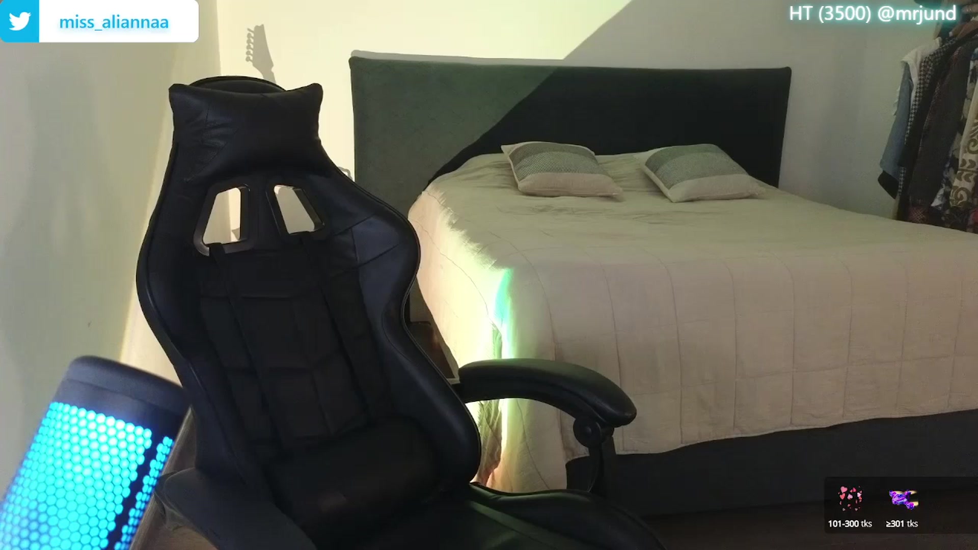 Gallery image thumbnail from Aliannaa's myfreecams stream on, 08/25/2024, 21:30 image 3 of 20