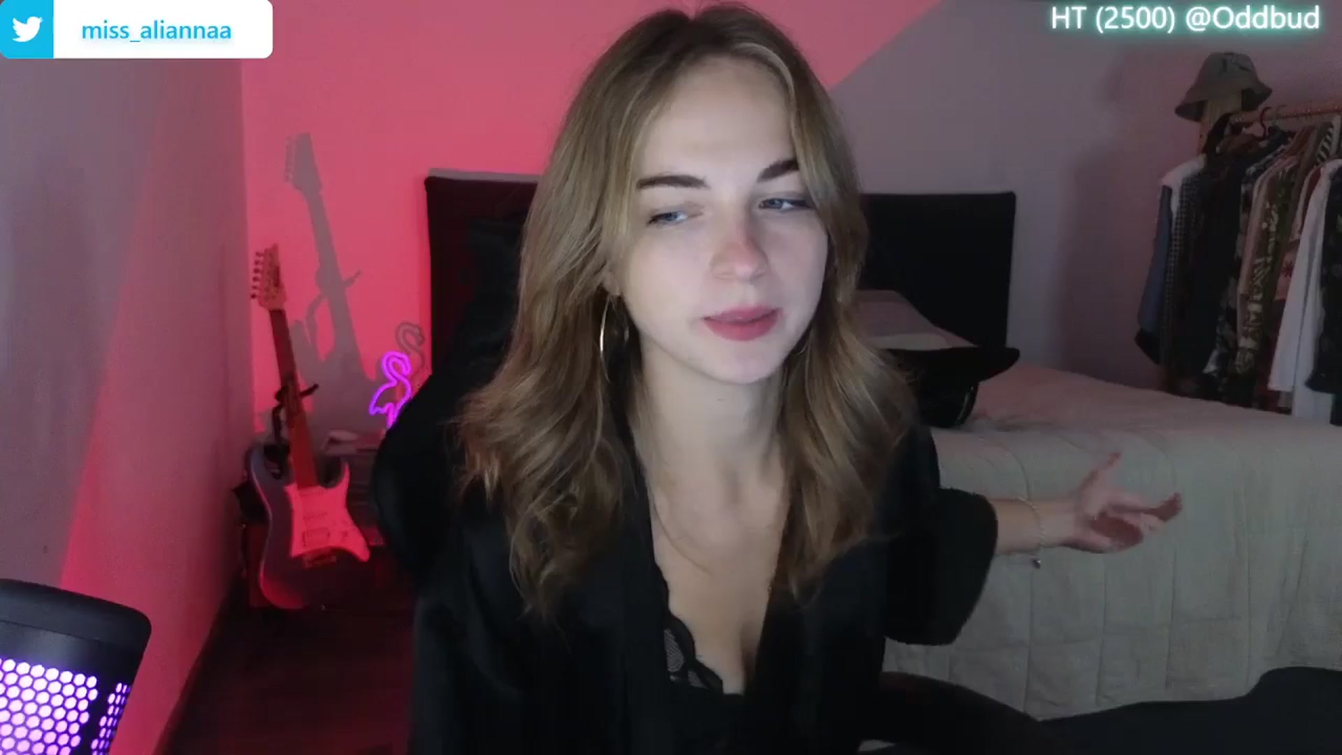 Gallery image thumbnail from Aliannaa's myfreecams stream on, 08/26/2024, 20:35 image 3 of 20