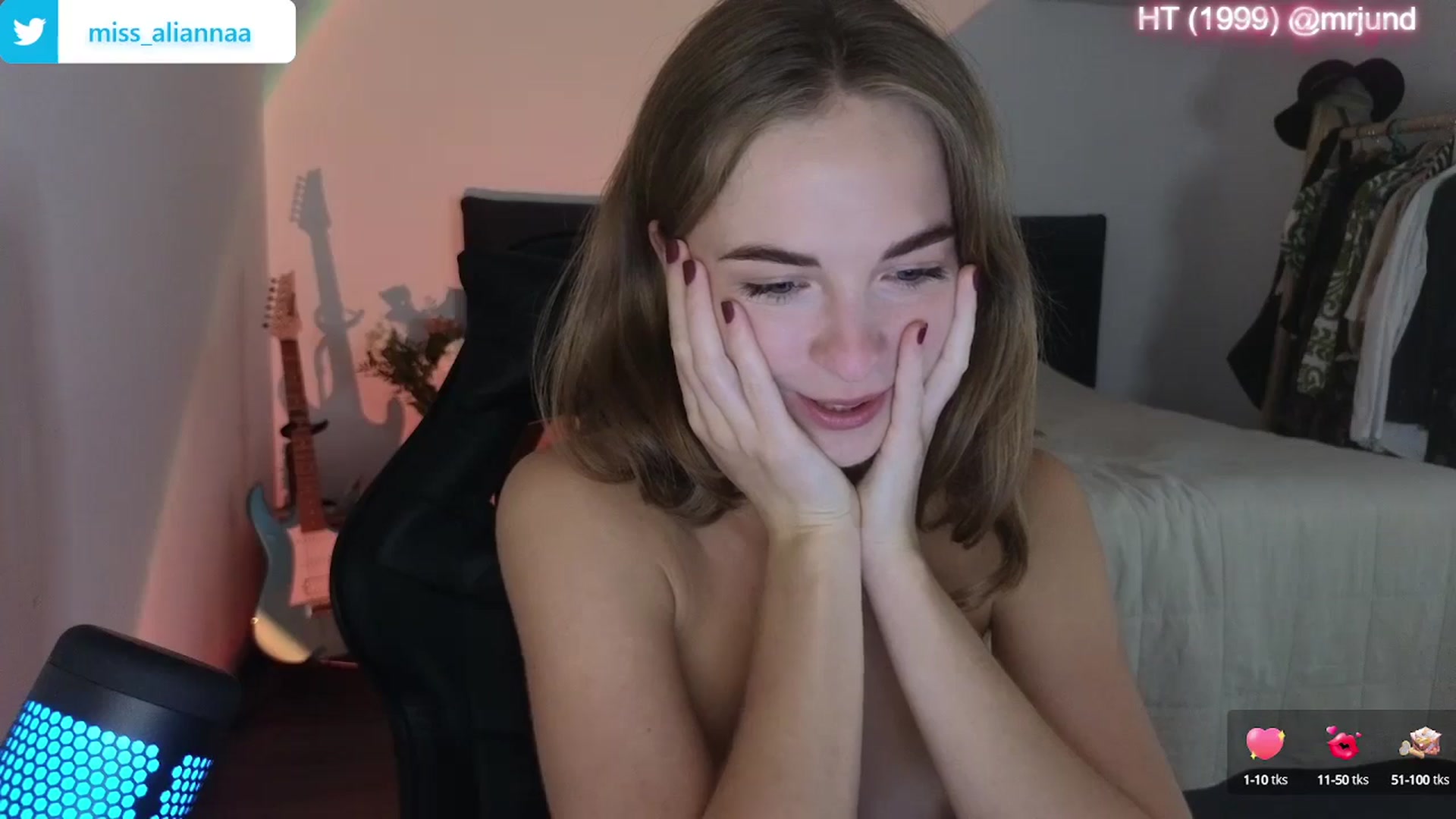 Gallery image thumbnail from Aliannaa's myfreecams stream on, 09/08/2024, 13:16 image 18 of 20