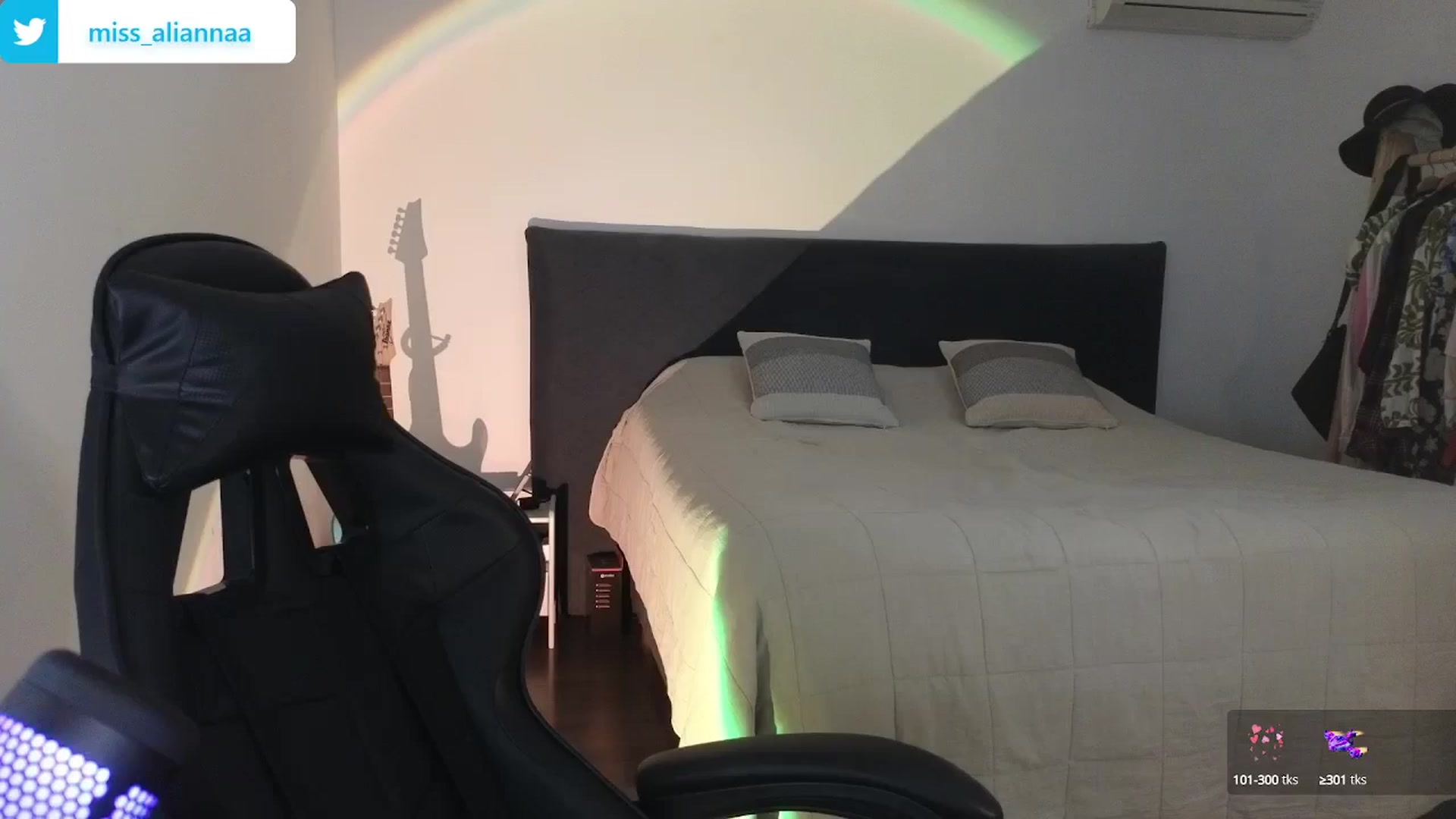 Gallery image thumbnail from Aliannaa's myfreecams stream on, 09/10/2024, 10:23 image 10 of 20