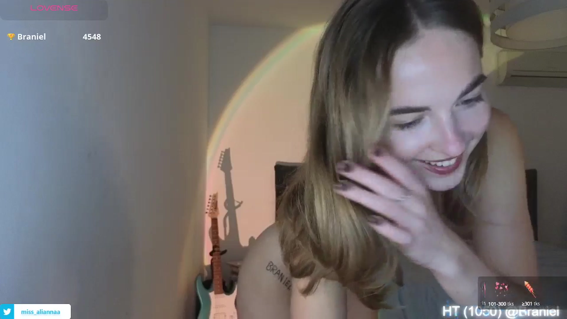 Gallery image thumbnail from Aliannaa's myfreecams stream on, 09/25/2024, 22:00 image 15 of 20