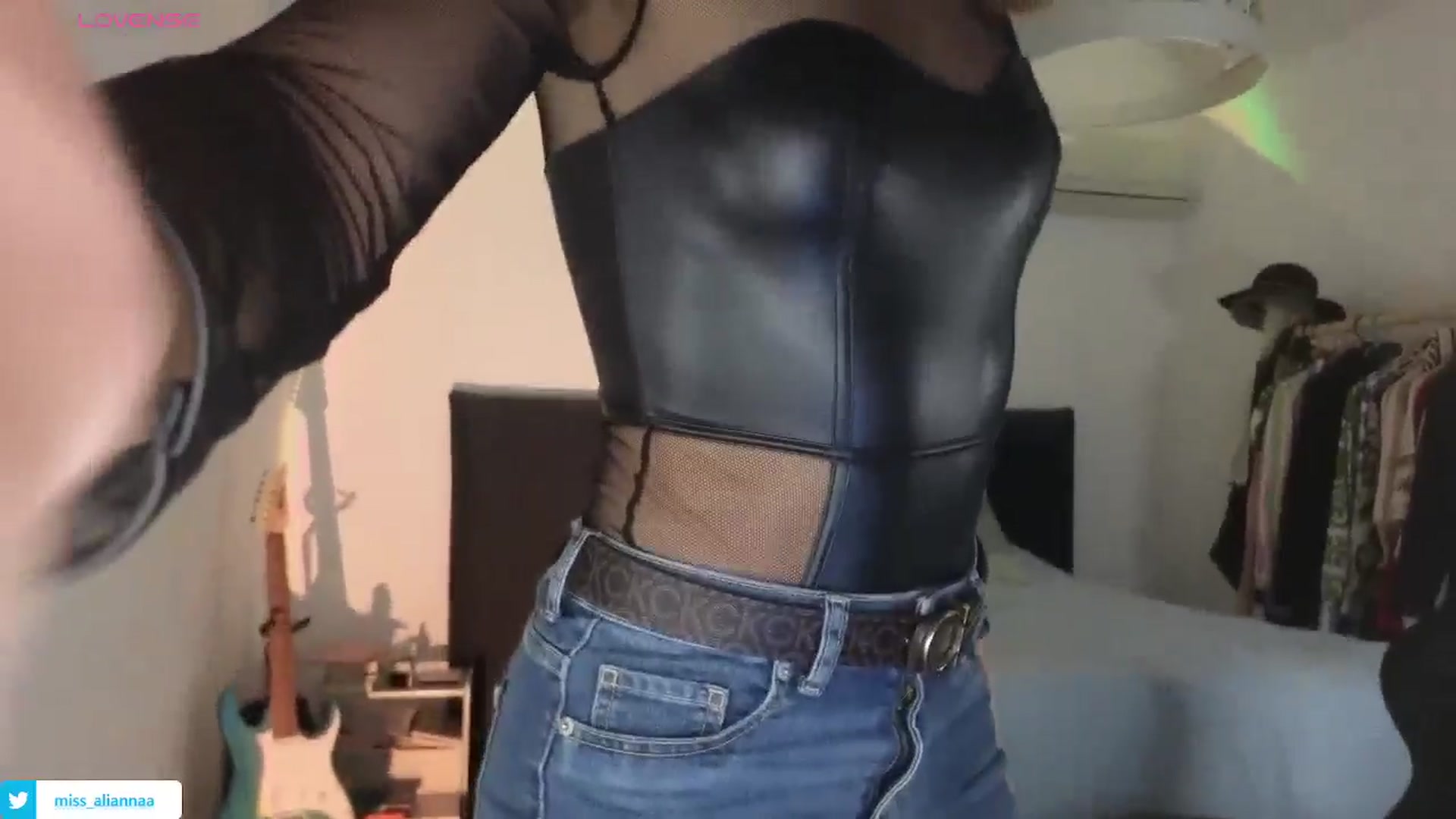 Gallery image thumbnail from Aliannaa's myfreecams stream on, 09/28/2024, 18:45 image 2 of 20