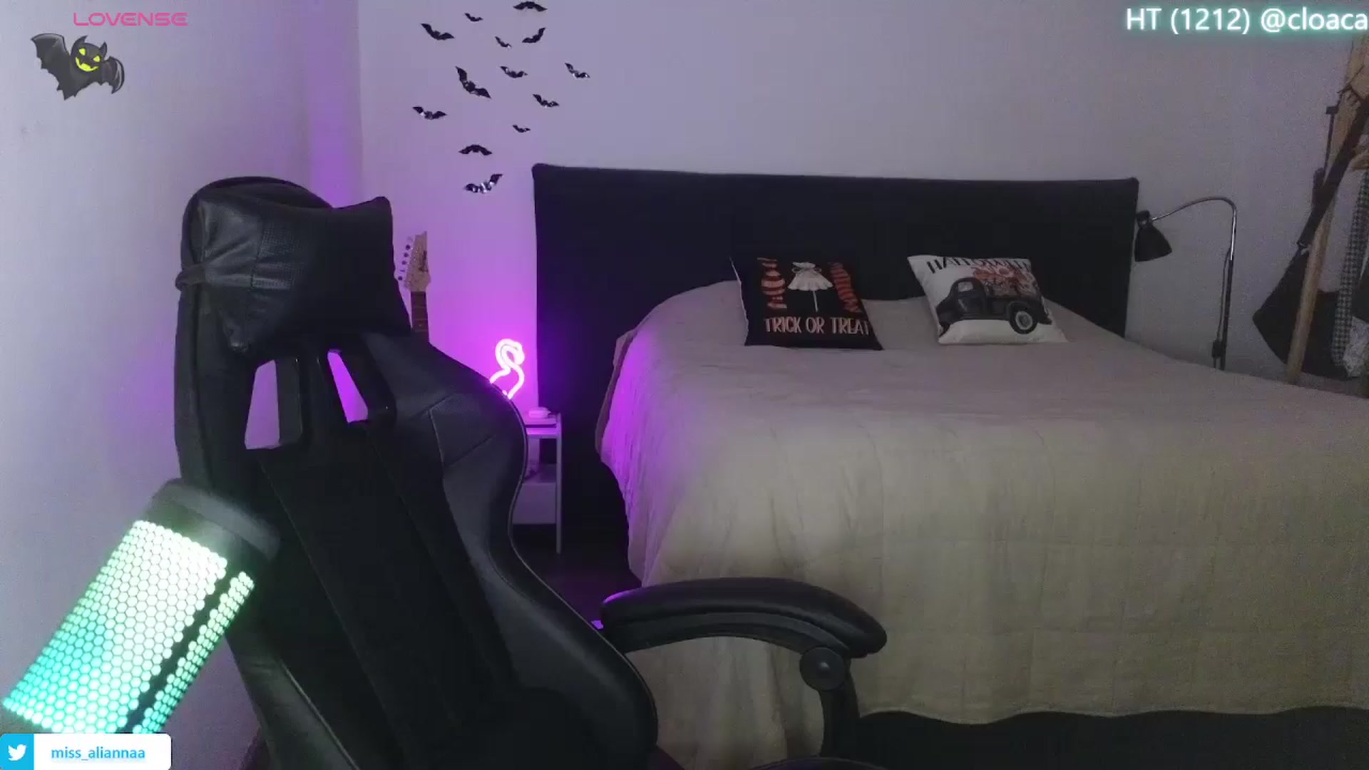 Gallery image thumbnail from Aliannaa's myfreecams stream on, 10/21/2024, 20:32 image 6 of 20