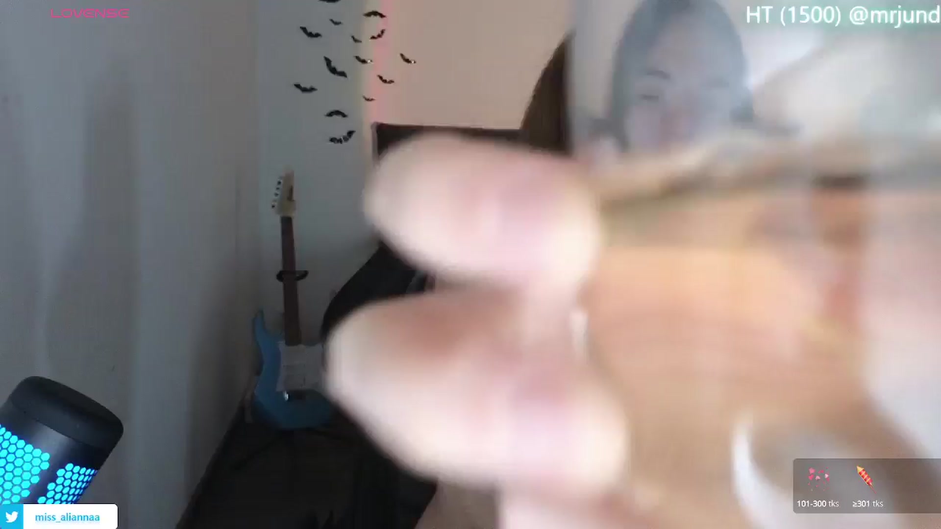 Gallery image thumbnail from Aliannaa's myfreecams stream on, 11/13/2024, 23:15 image 2 of 20
