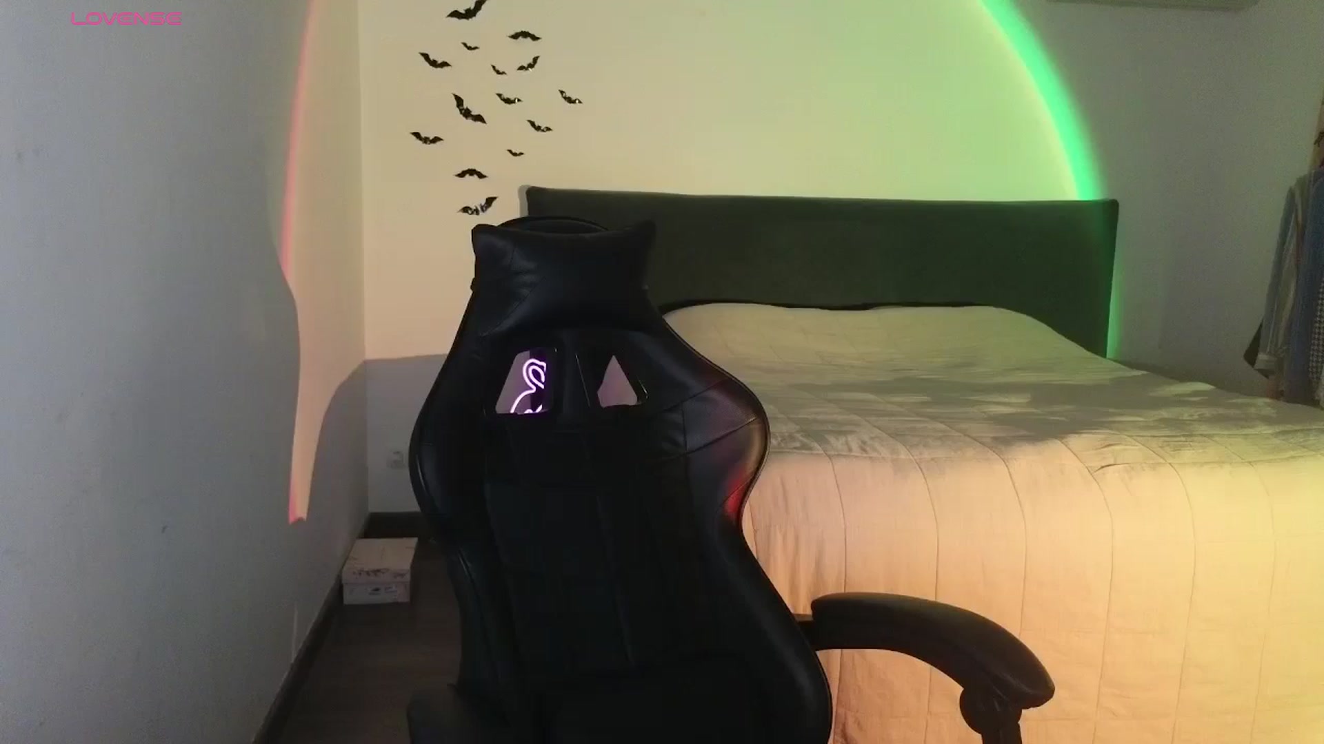 Gallery image thumbnail from Aliannaa's myfreecams stream on, 11/14/2024, 21:46 image 6 of 20